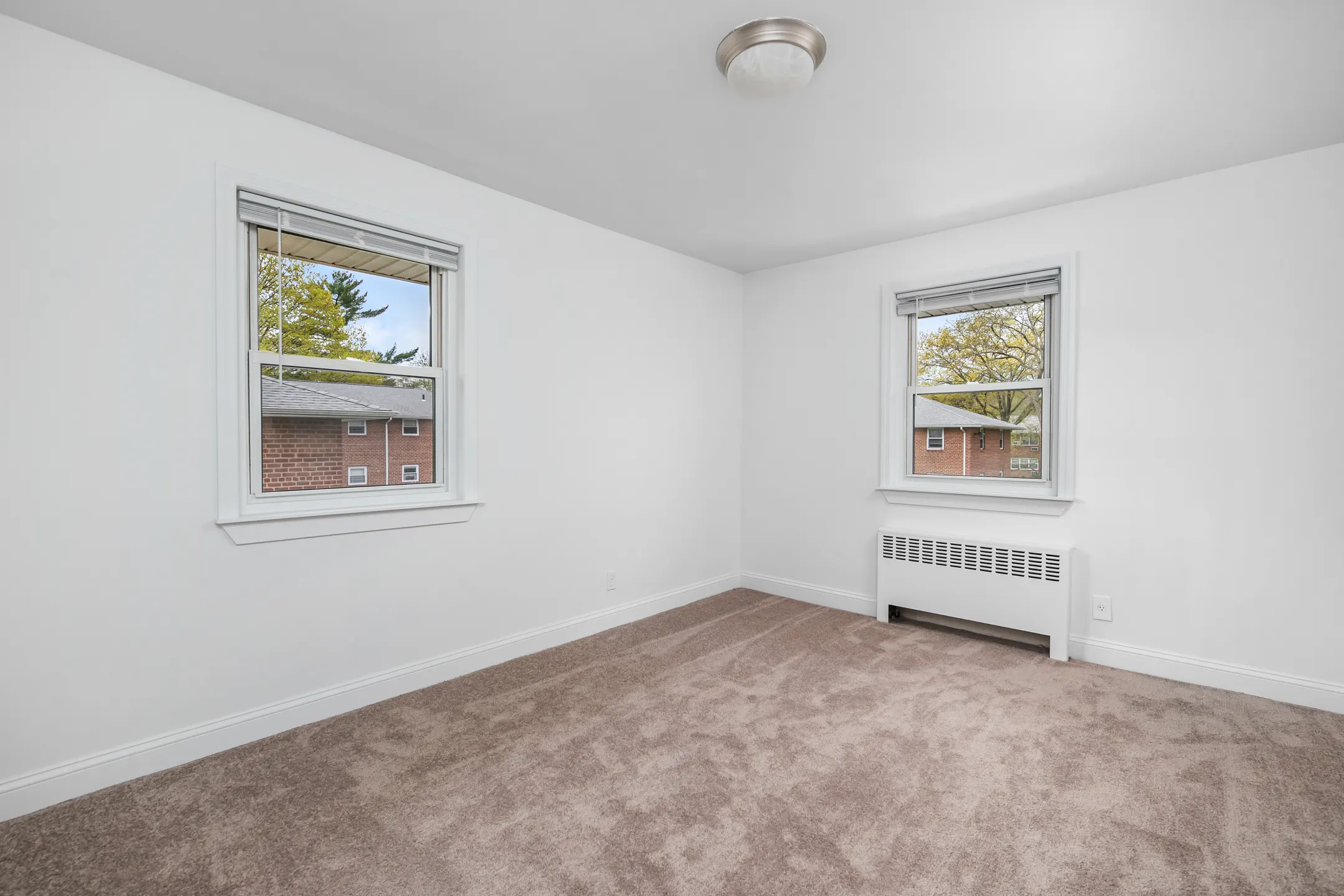 Crestwood Lake Apartments 90 Beaumont Circle Yonkers, NY Apartments