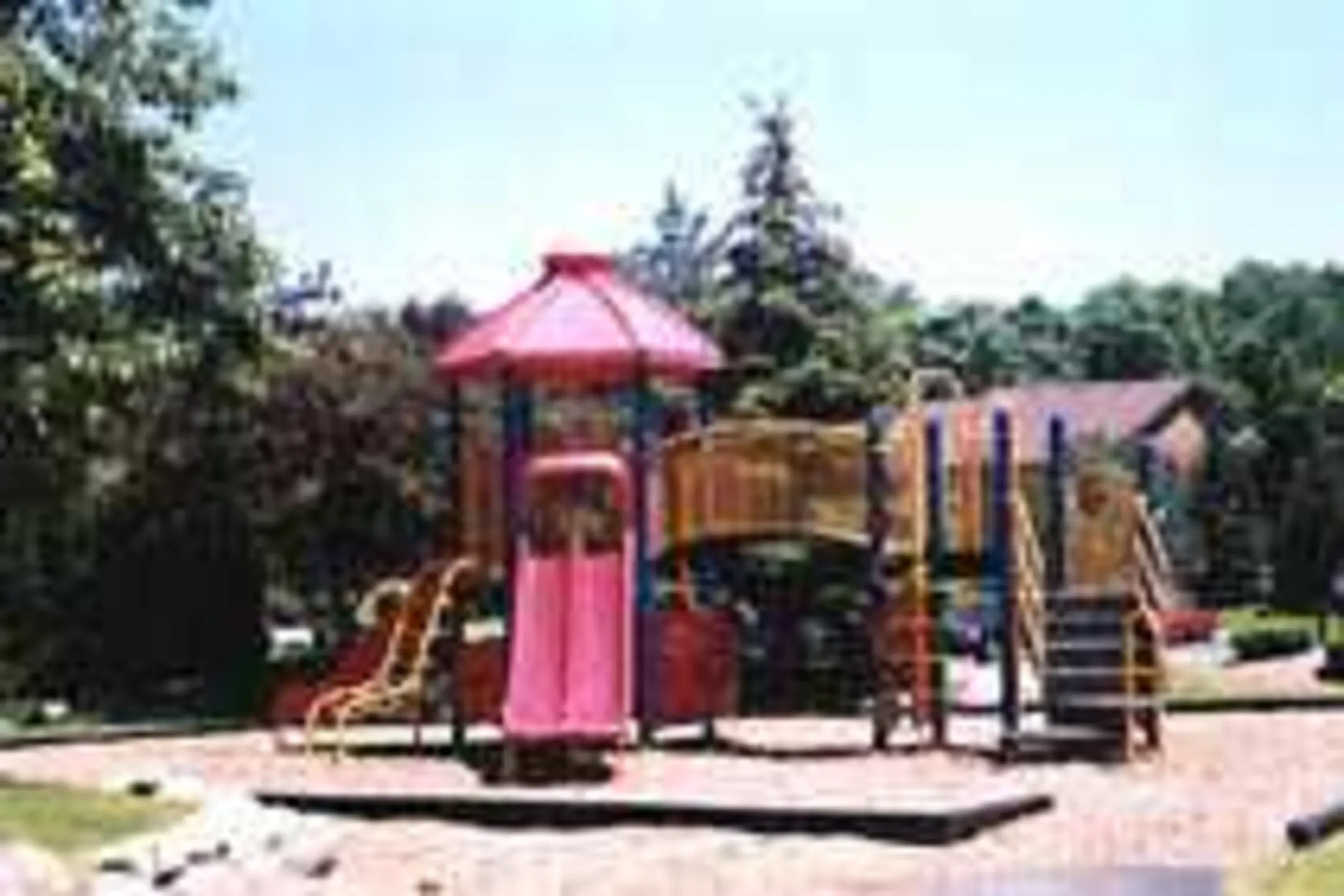 Playground - The Willows at GraysLake - Grayslake, IL