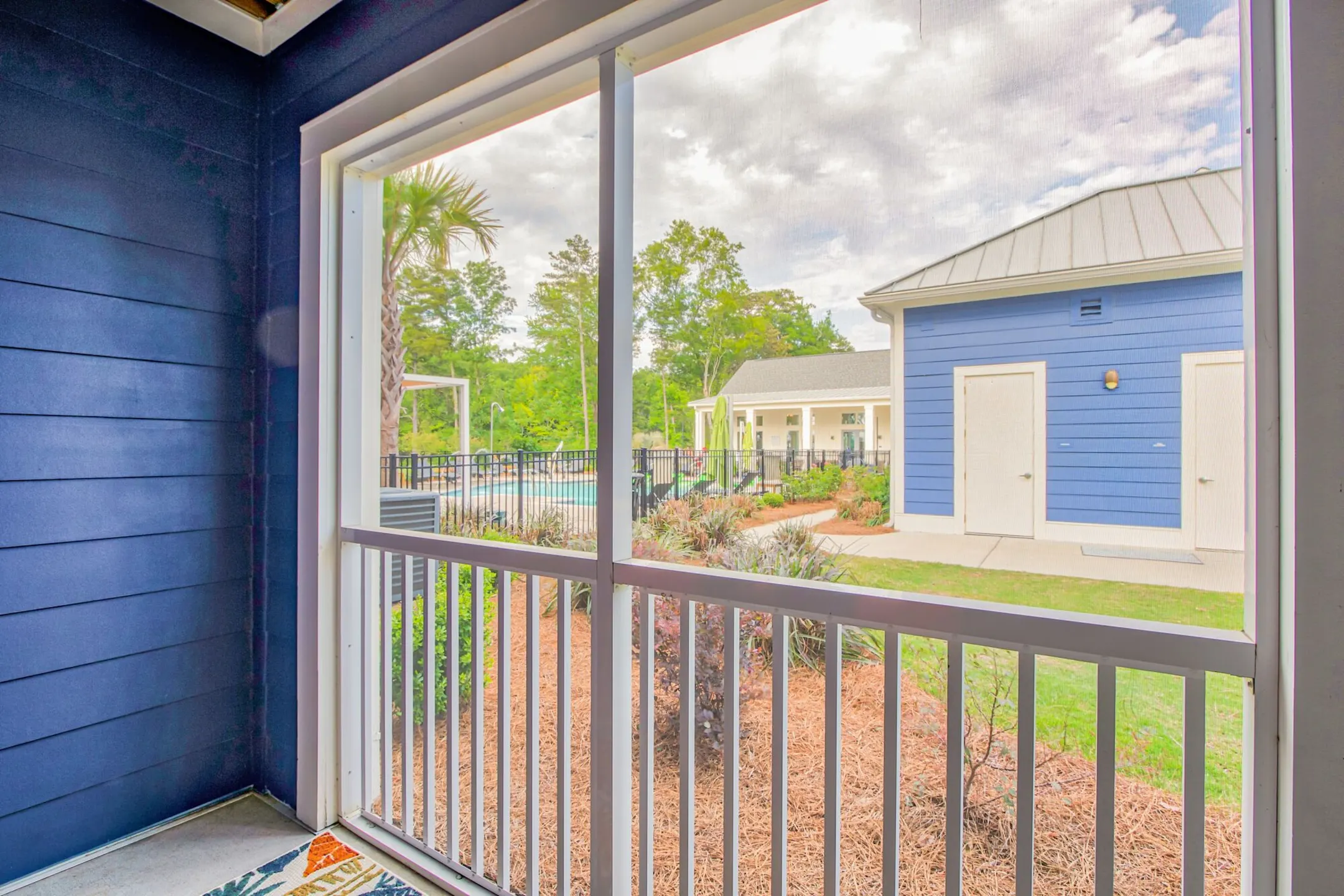 Overlook Point Apartments Charleston, SC 29492