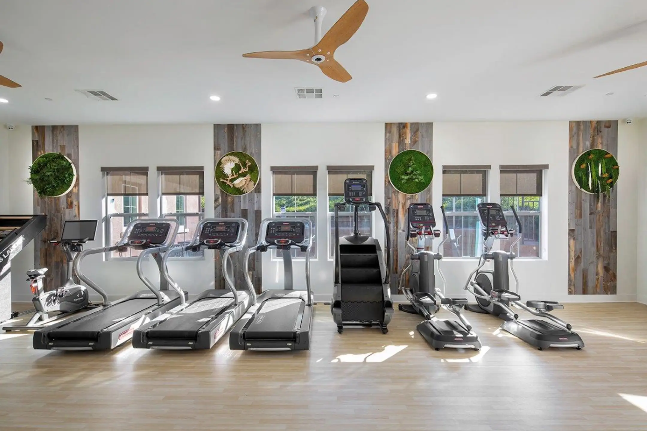 CasaLago Eastlake 2816 Cielo Circulo Chula Vista, CA Apartments for Rent Rent.