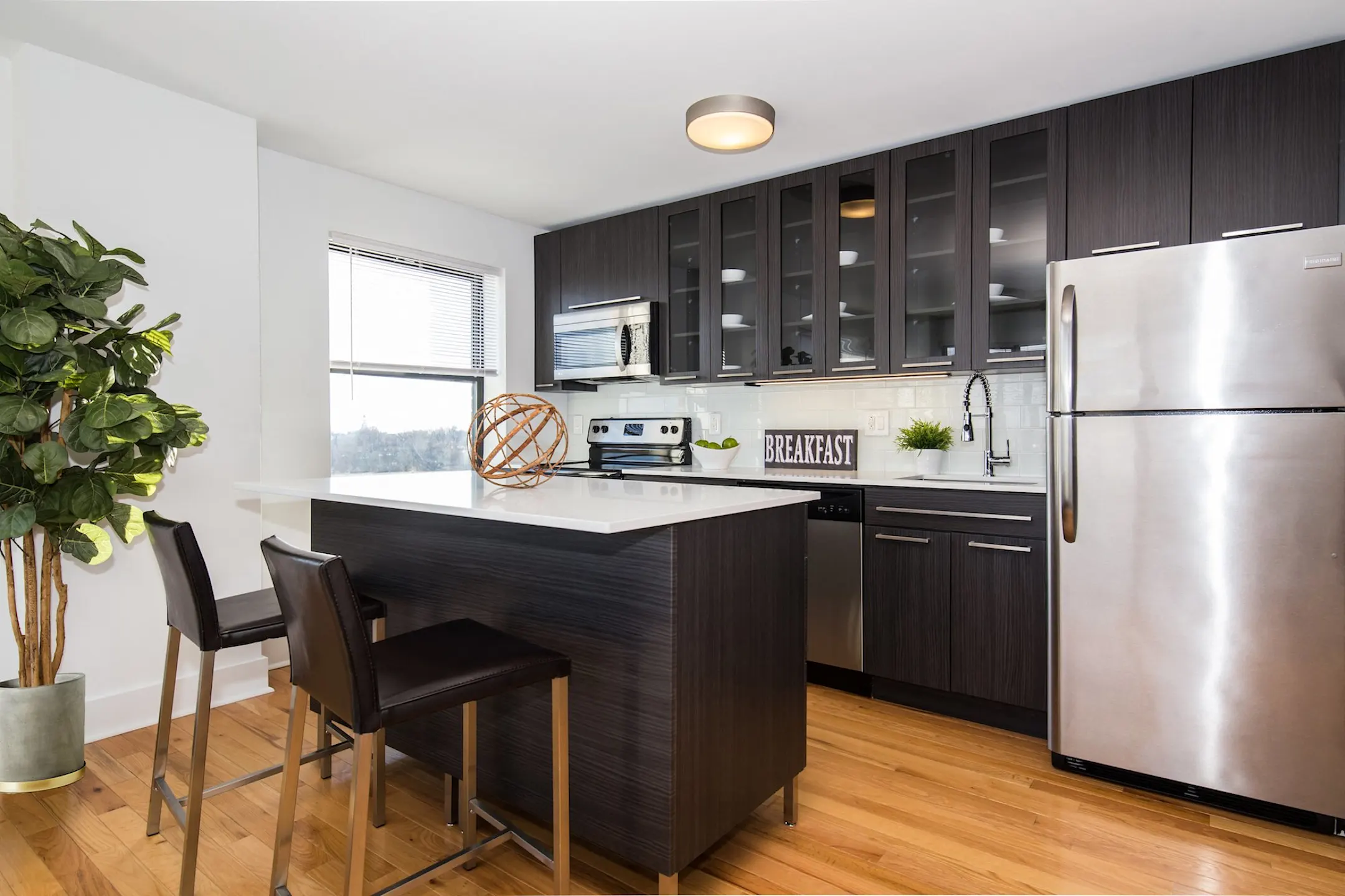 Rittenhouse Hill 633 W Rittenhouse St Philadelphia, PA Apartments