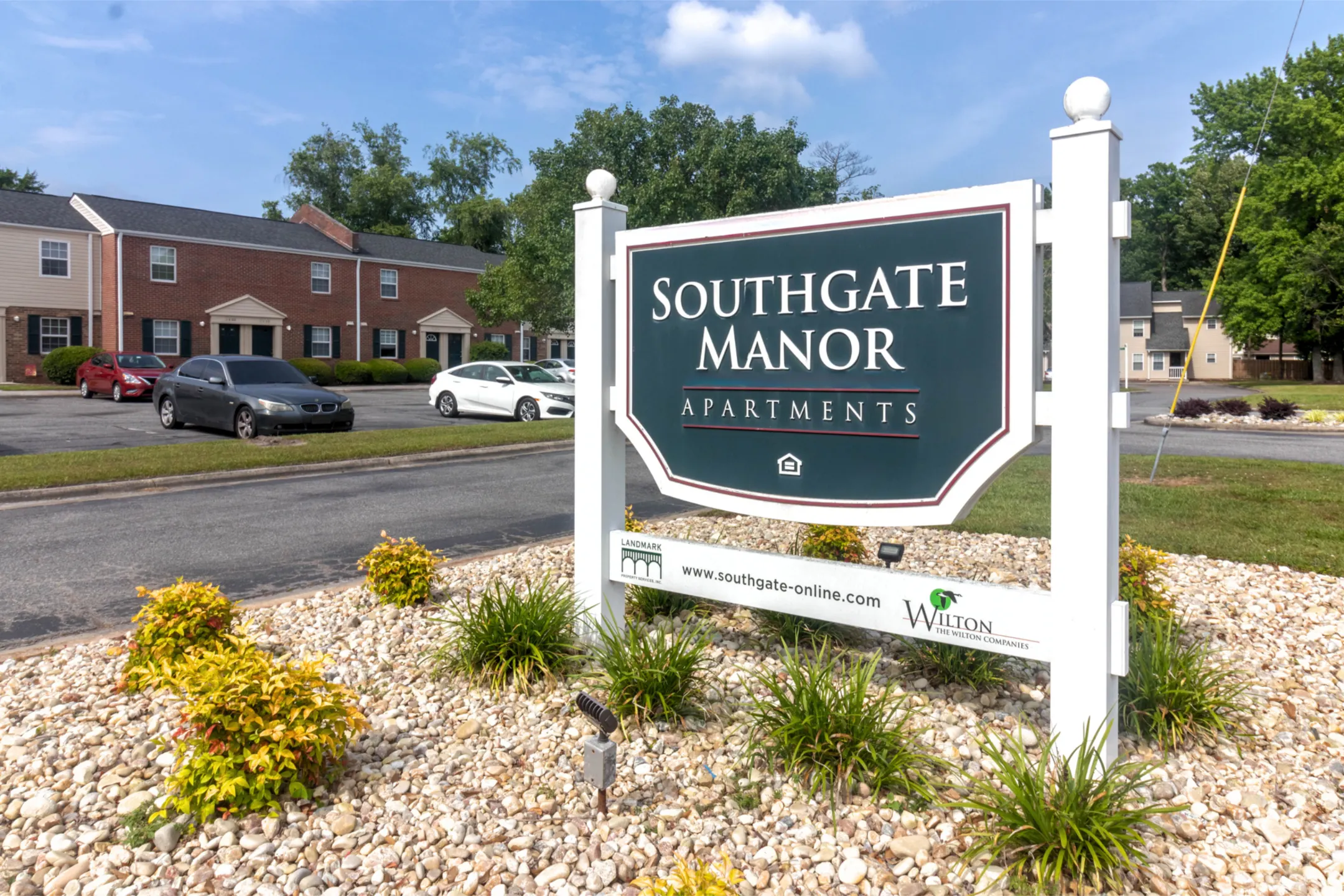 Community Signage - Southgate Manor - Elizabeth City, NC