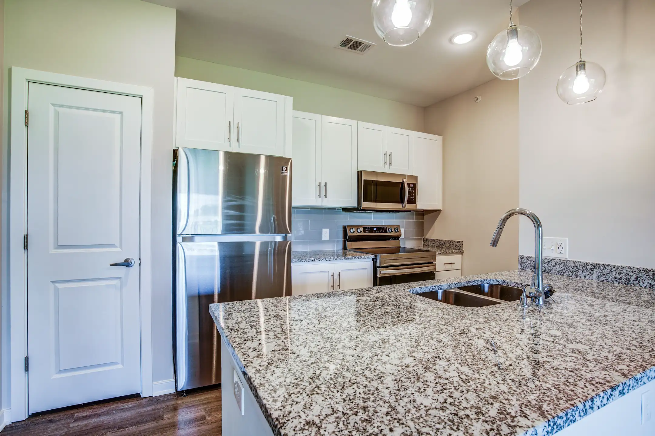 The Banks at Bridgewater Apartments Little River, SC 29566