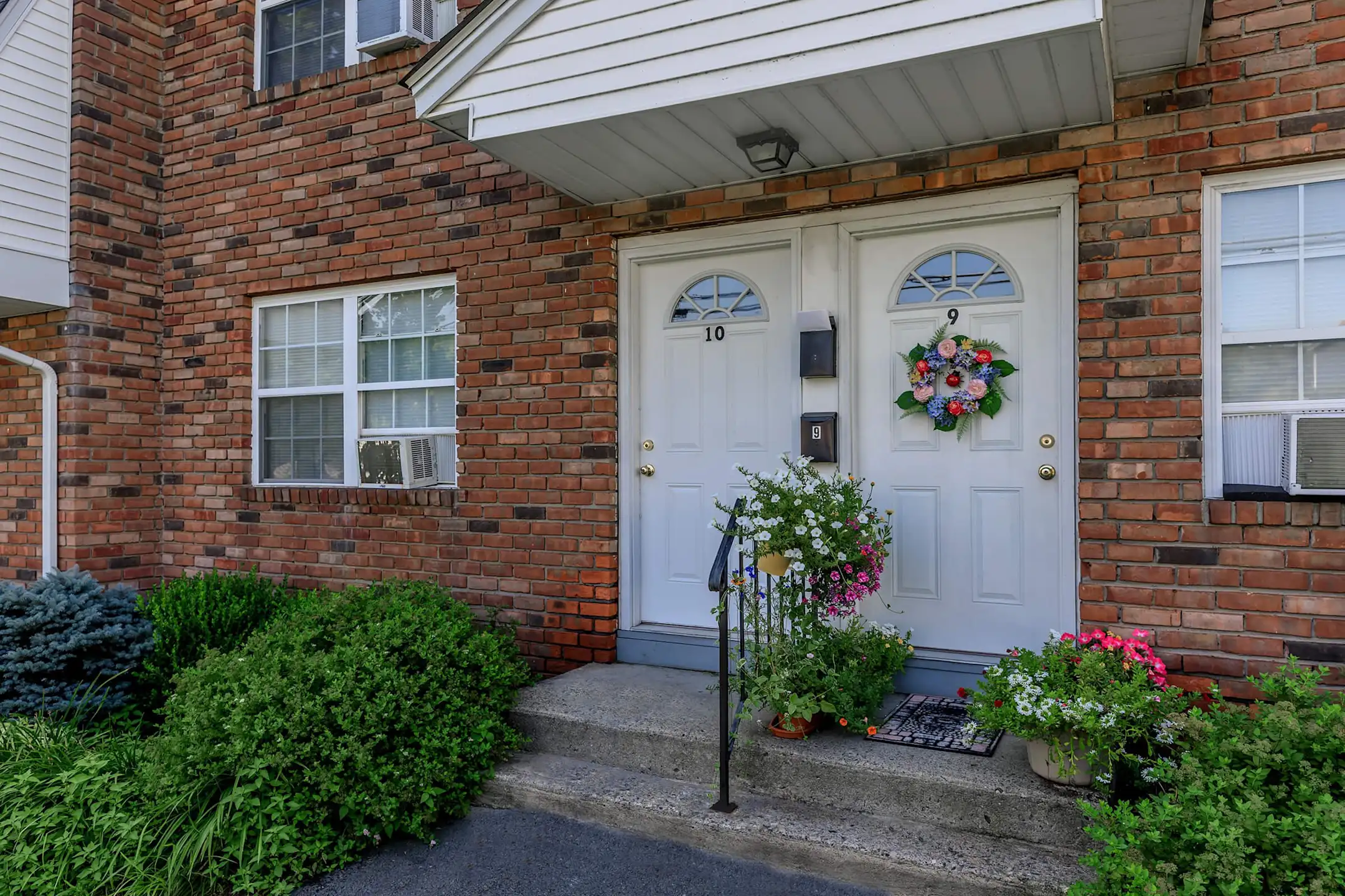 Tudor Gardens Apartments Port Jervis, NY 12771