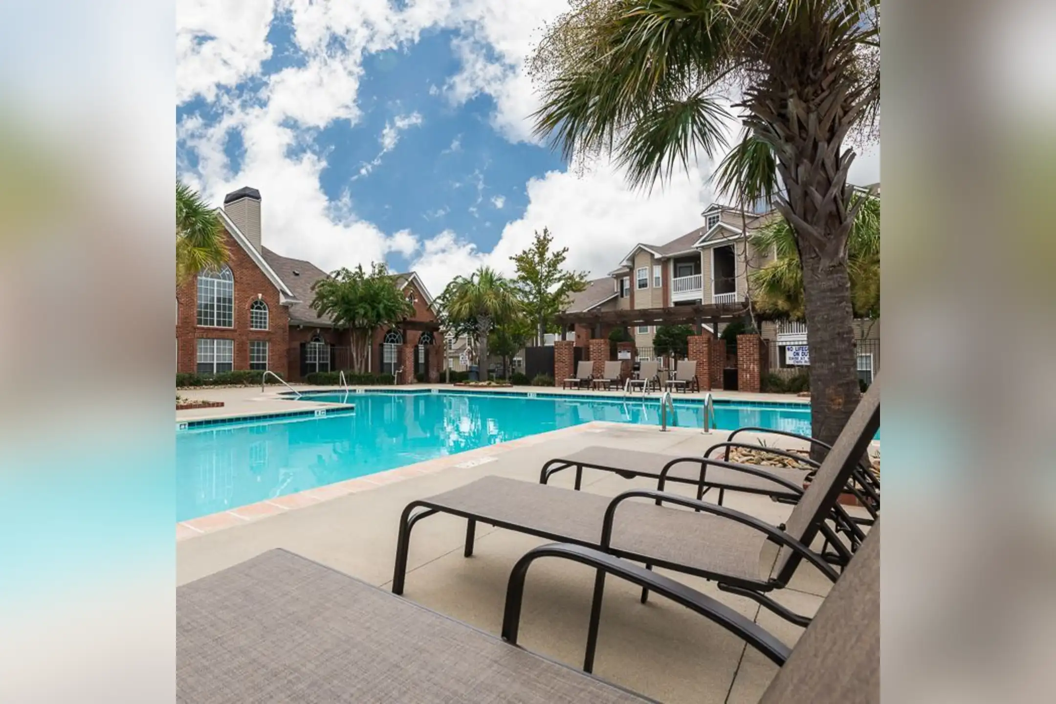 Woodcreek Farms Apartments Elgin, SC 29045