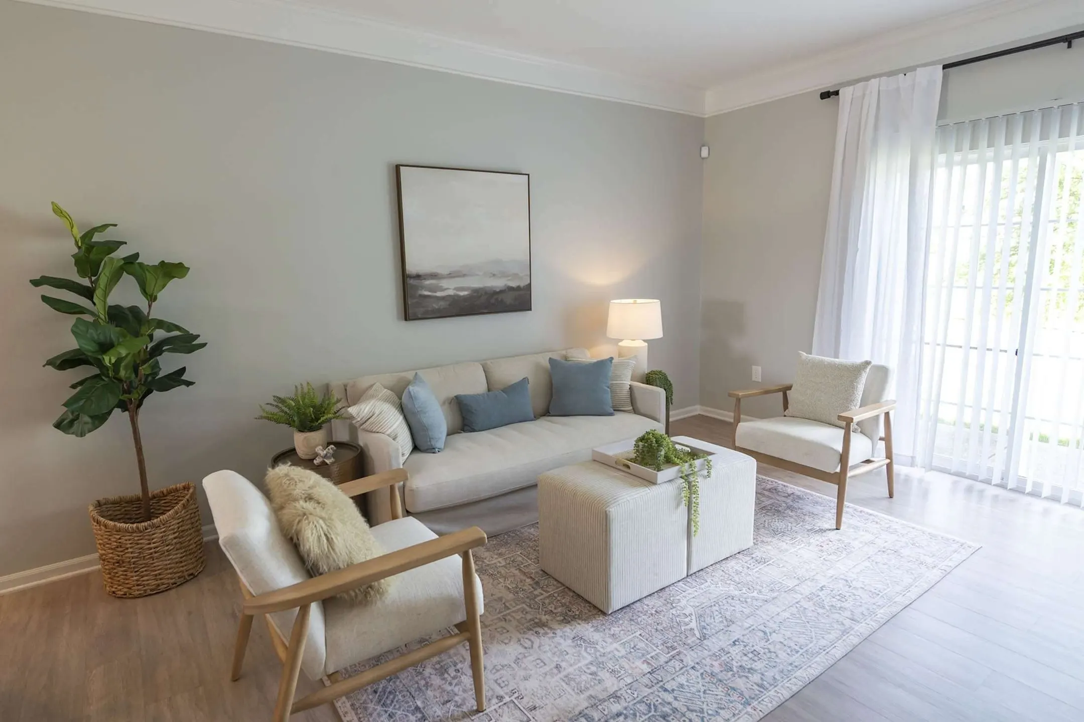 Living Room - Troy Farms - Delaware, OH