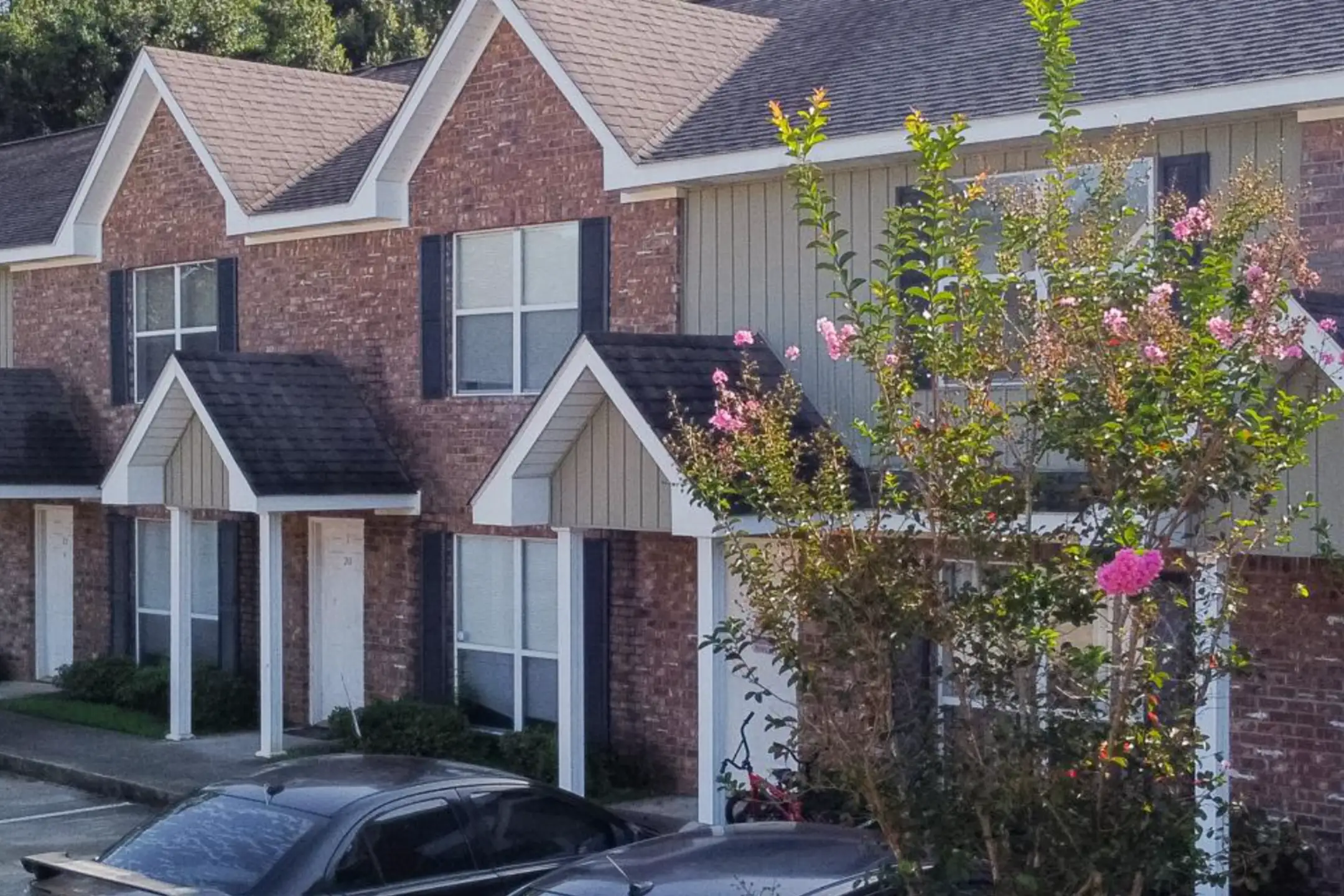 Satsuma Apartments & Baker Road Townhomes Apartments Satsuma, AL 36572