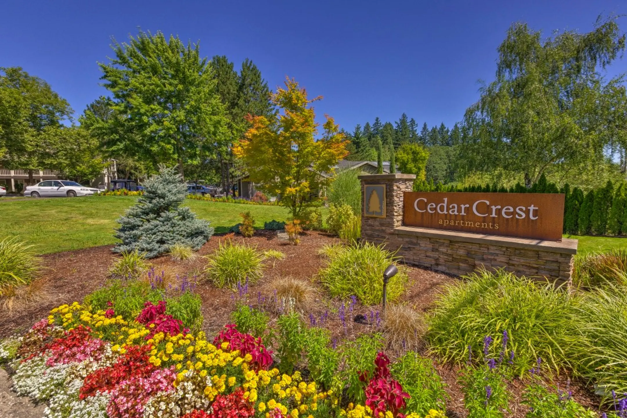 Community Signage - Cedar Crest - Beaverton, OR