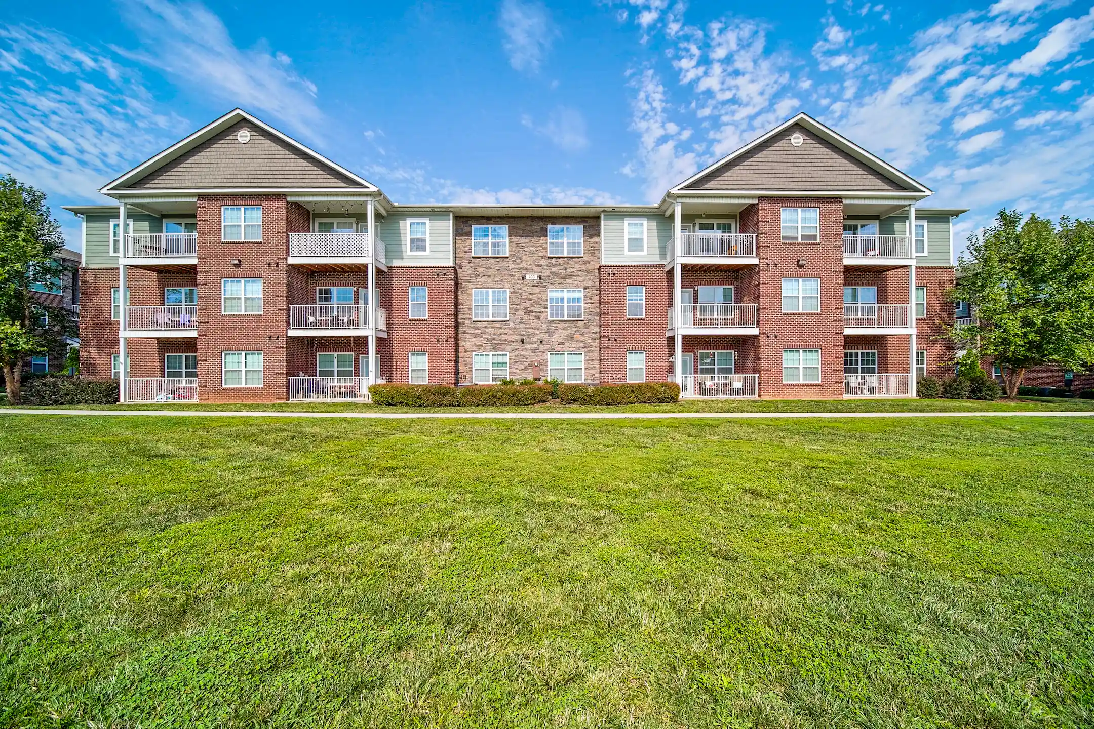 The Grove At Kernersville 1014 Grays Land Ct Kernersville, NC