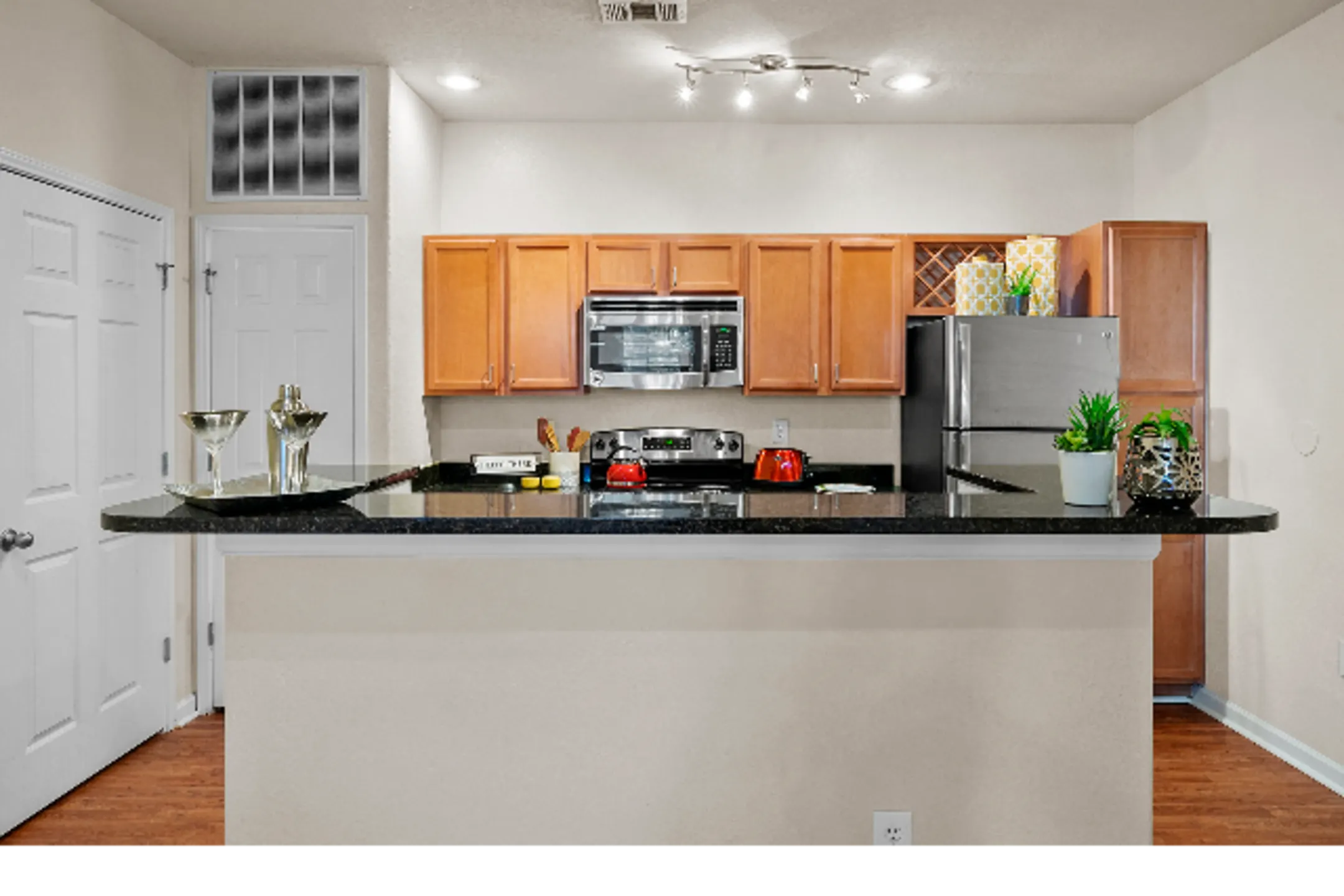 The Fountains at Chatham Parkway Apartments Savannah, GA 31405