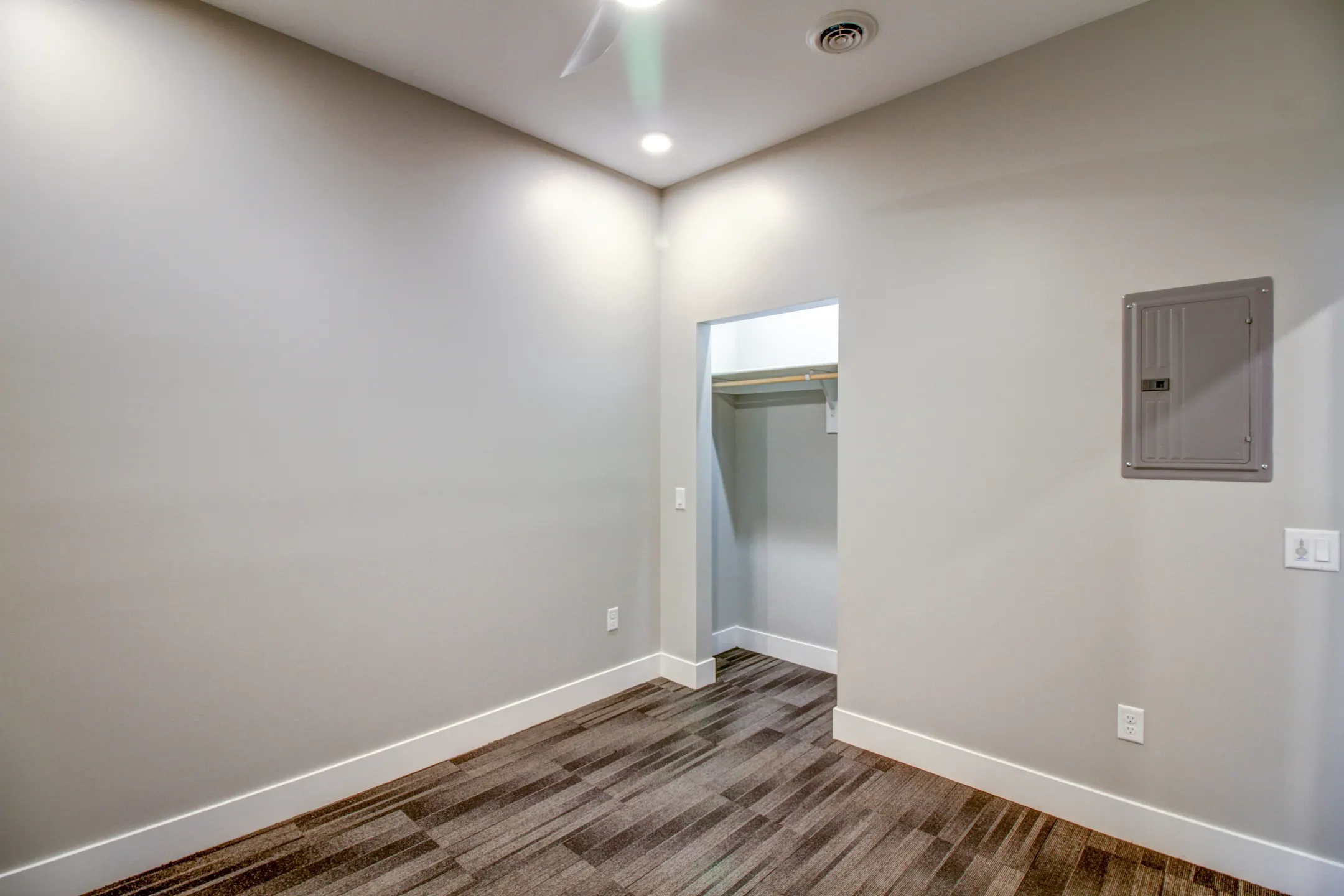 Canopy Row - 140 S Canopy St | Lincoln, NE Apartments for Rent | Rent.