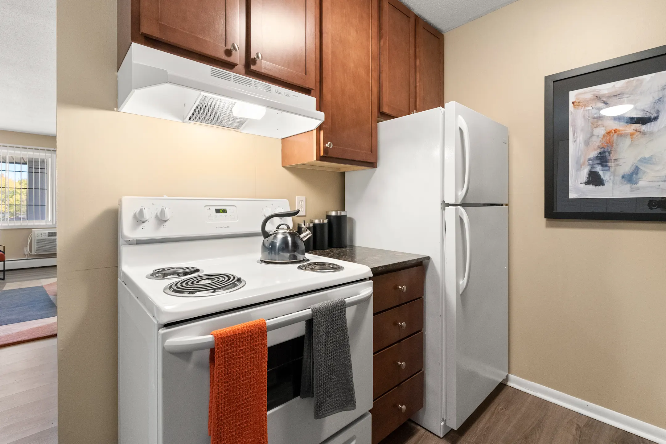 Imperial Gates Apartments Brooklyn Park, MN 55443