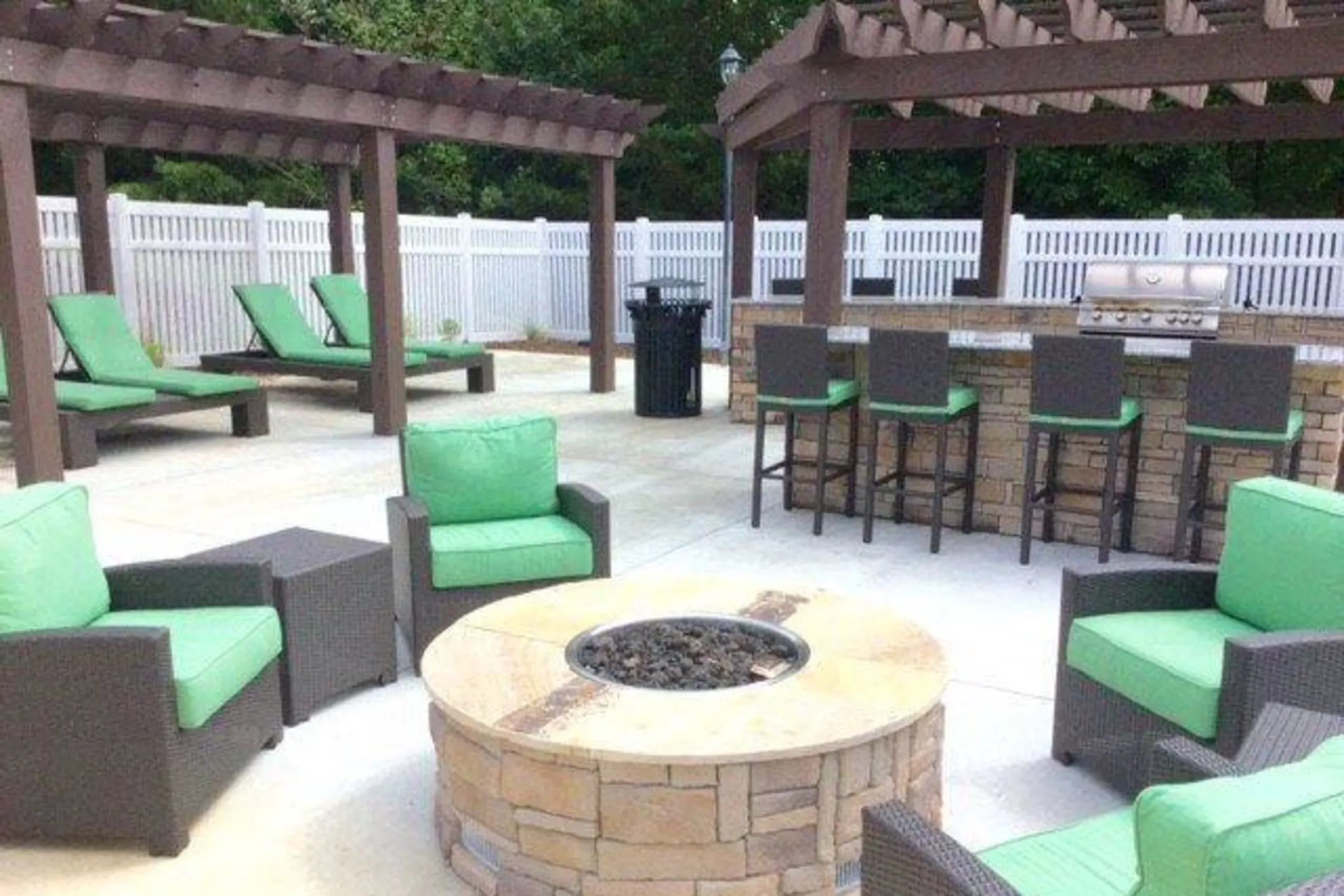 Spring Forest at Deerfield Apartments Mebane, NC 27302