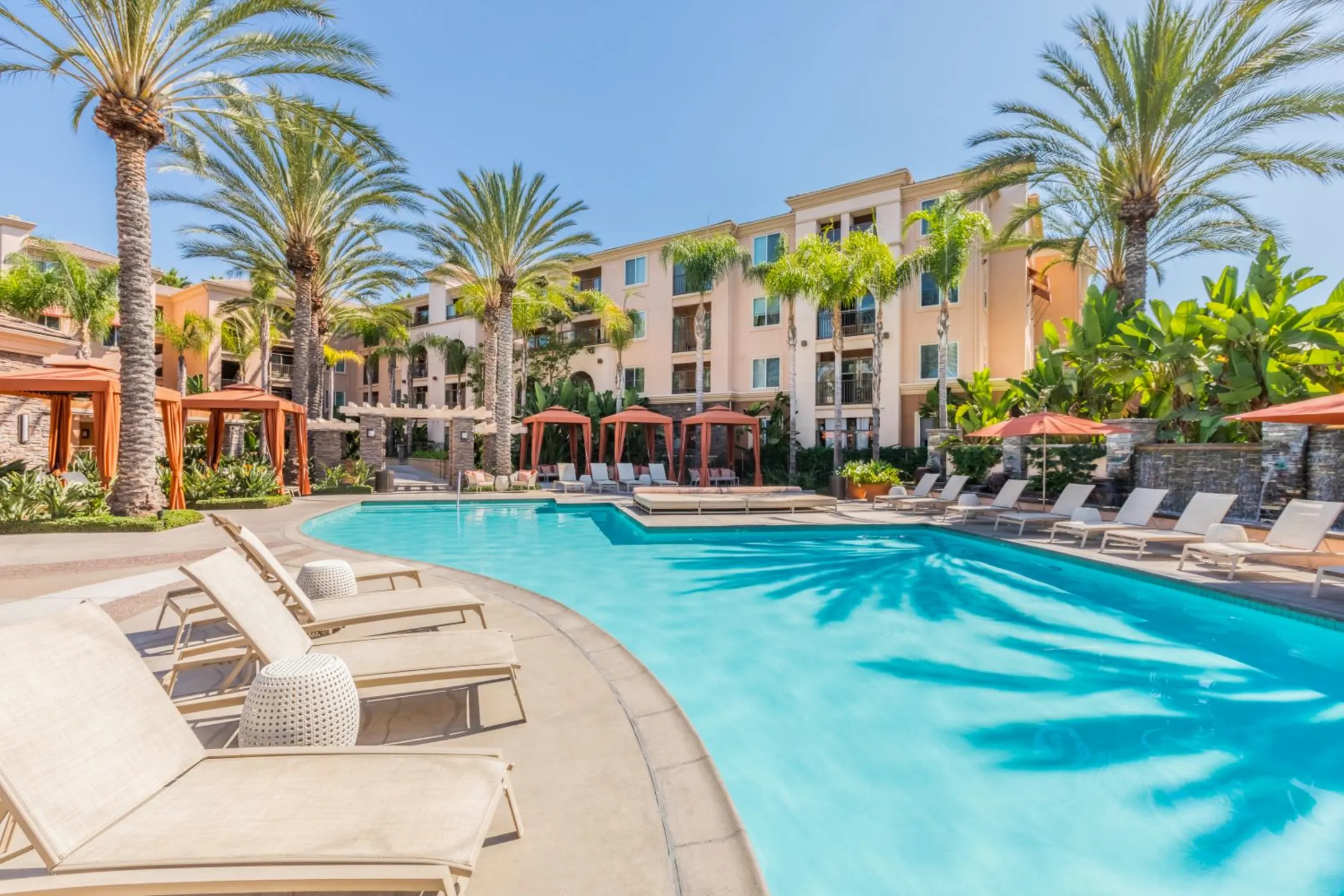Pool - Gateway Apartment Homes - Orange, CA