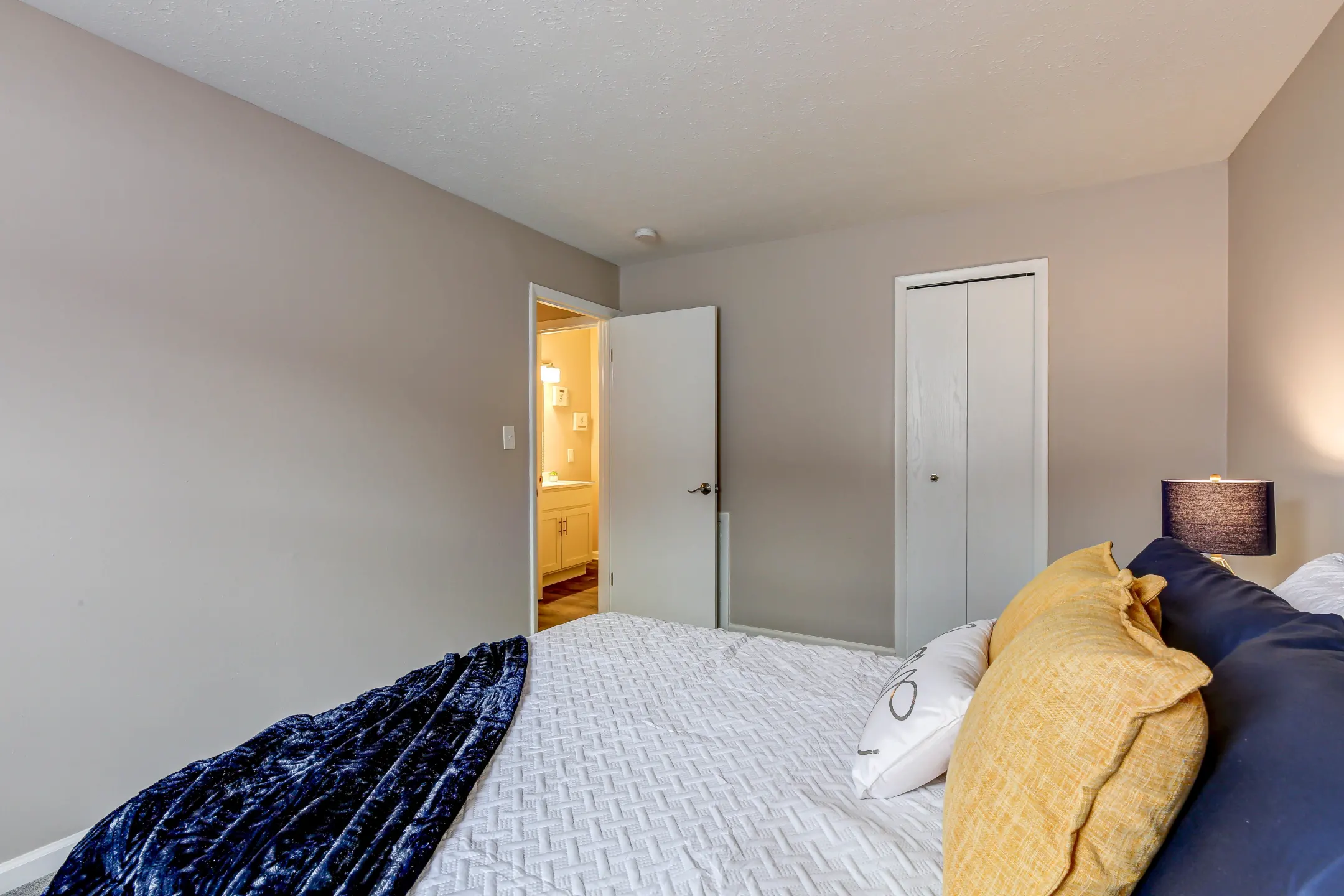 Bedroom - Jamestown Village Apartments - North Olmsted, OH