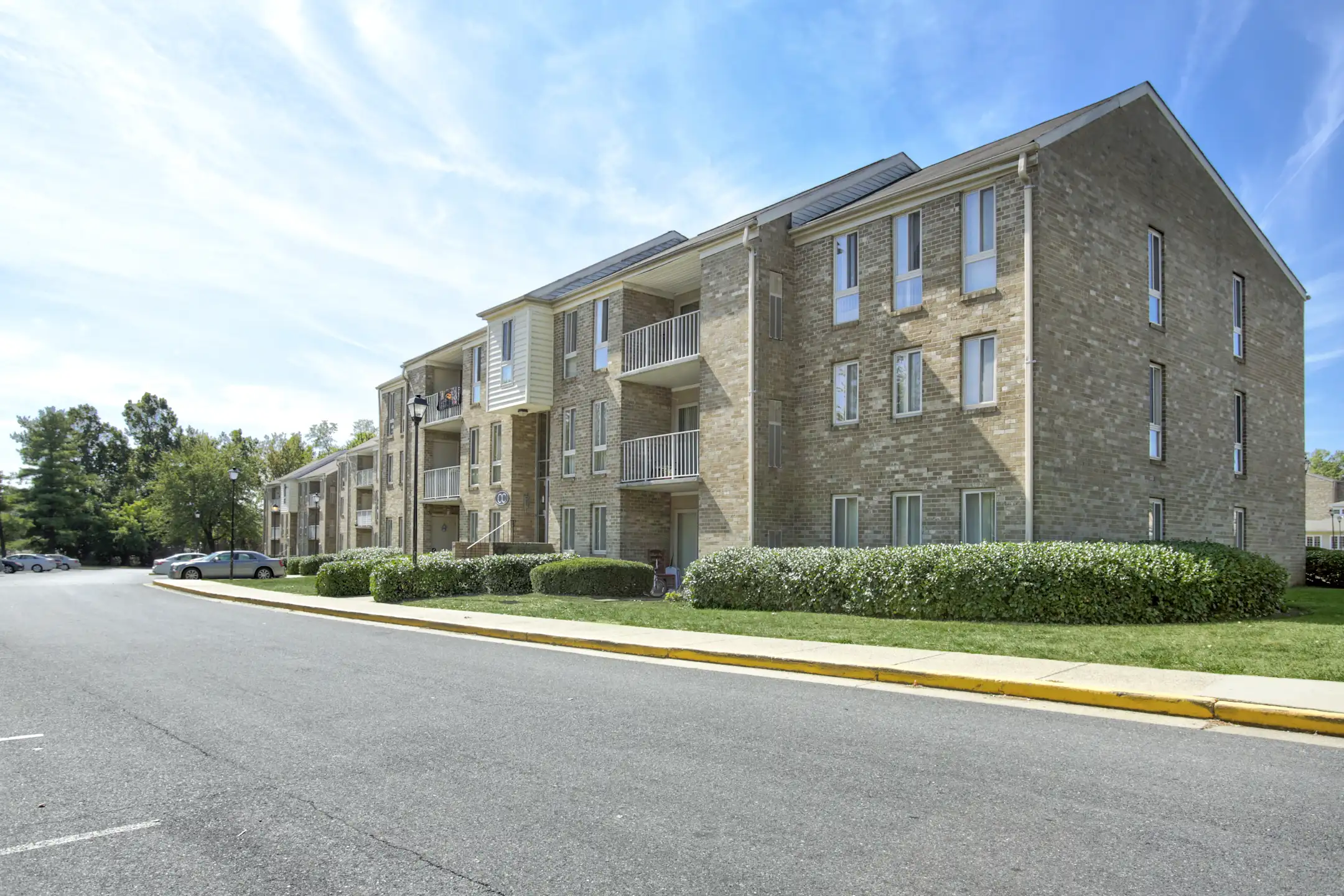 The Apartments at Elmwood Terrace/Hunters Glen 1420 Key Pkwy