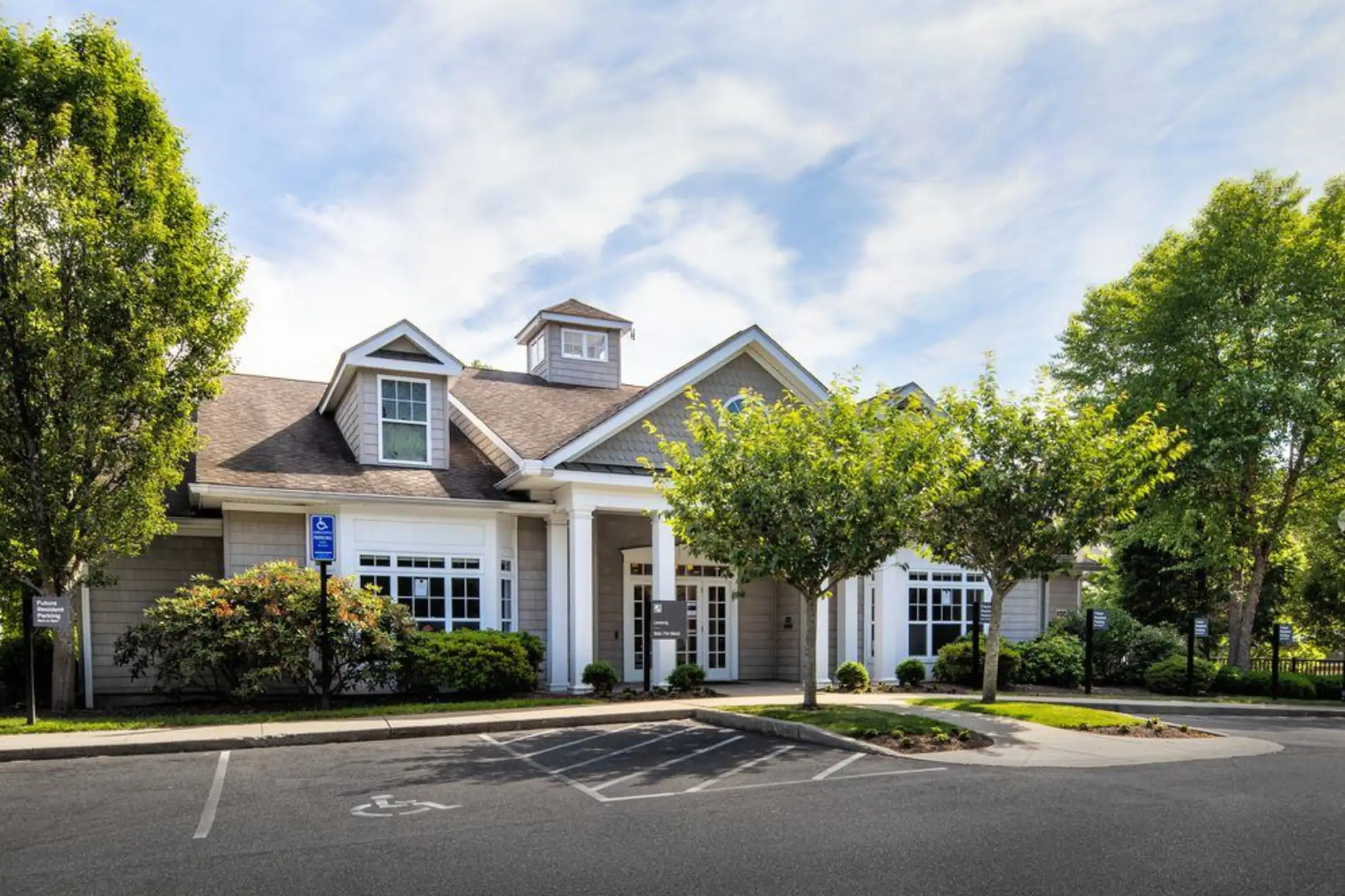 Avalon Darien Apartments Darien, CT 06820