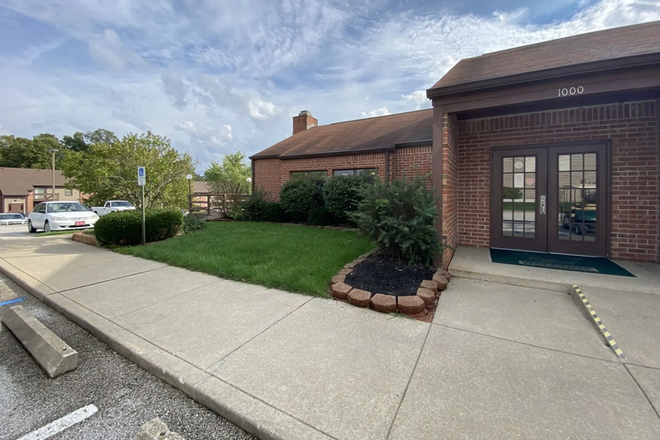 Basswood Apartments 1000 S Basswood Cir Bloomington, IN Apartments