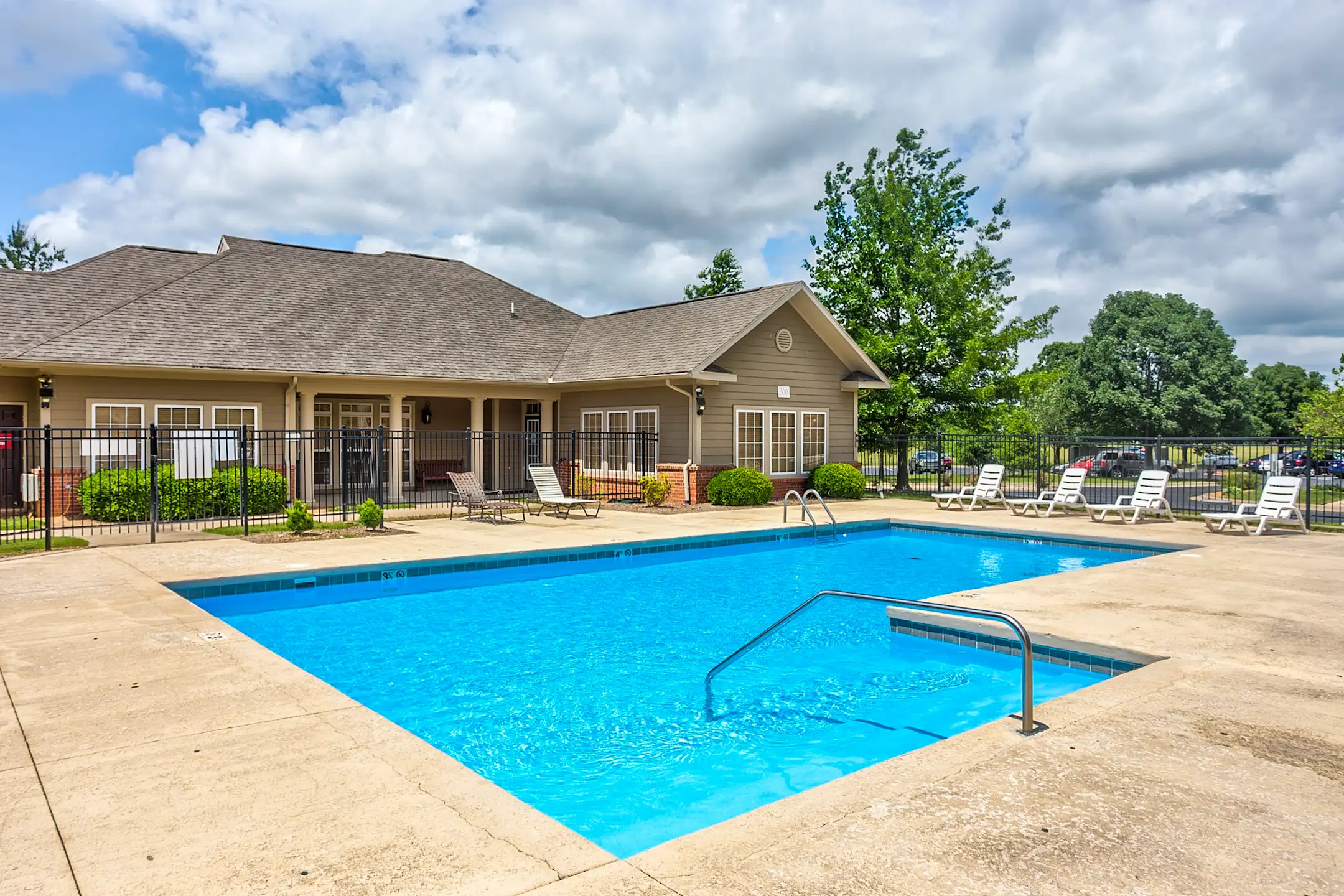 Terraces at Copper Leaf Apartments Nixa, MO 65714