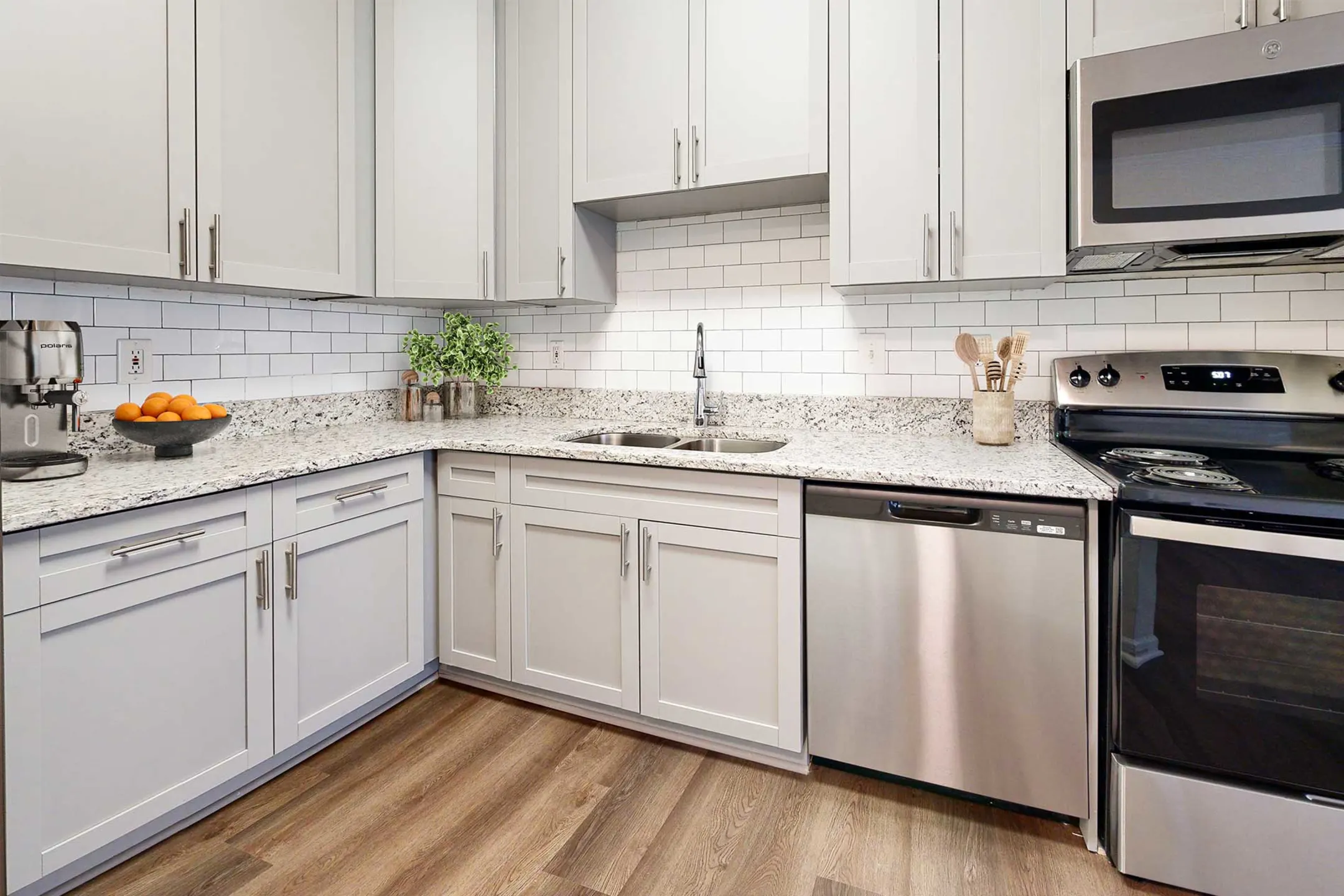 Carrington Hills 3750 Carothers Pkwy Franklin, TN Apartments for