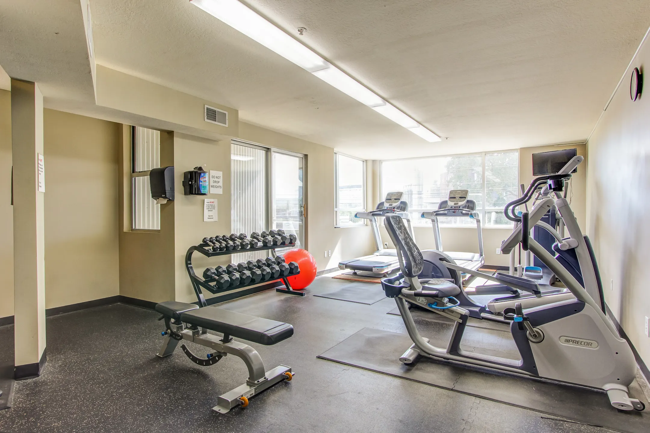 Stonebridge Waterfront Apartments Cleveland, OH 44113