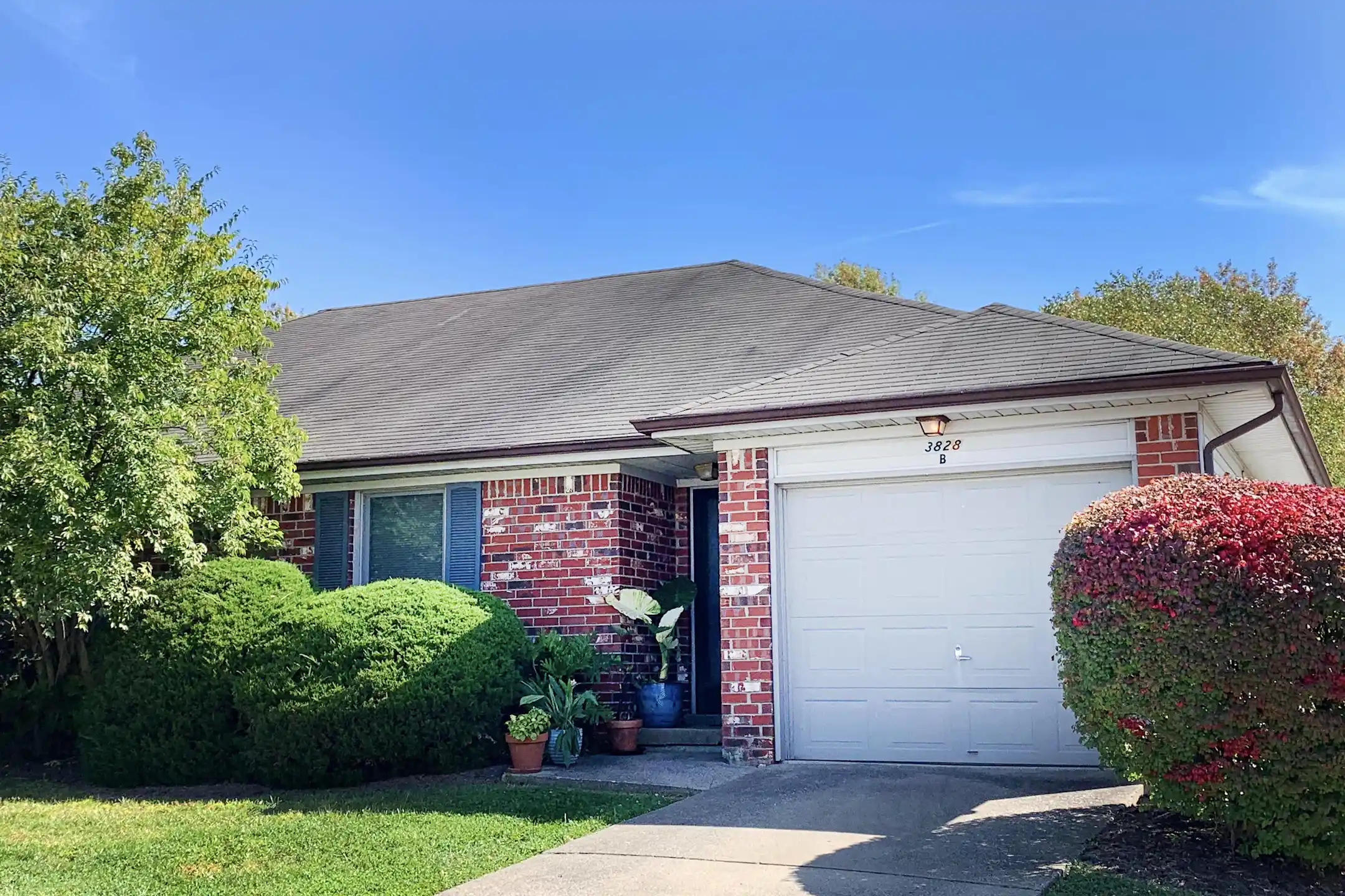 Hartland Place Apartments 3824 C Kenesaw Dr Lexington, KY