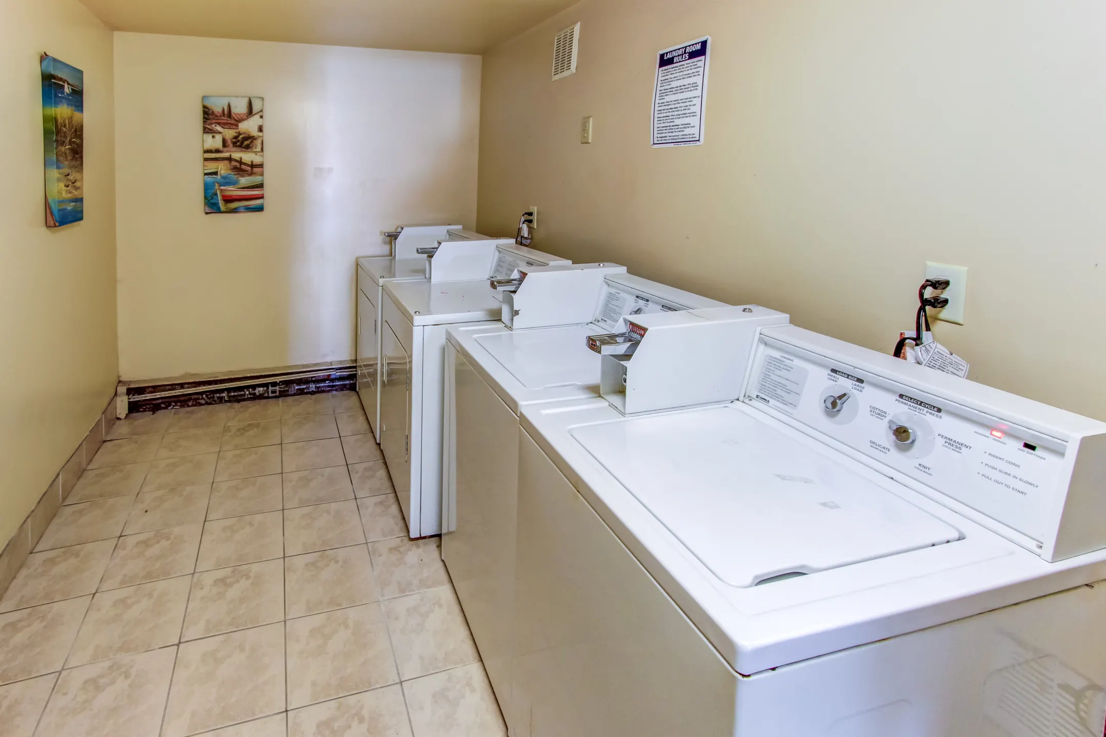 East Gate Apartments 7625 Highbridge Rd Manlius, NY Apartments for