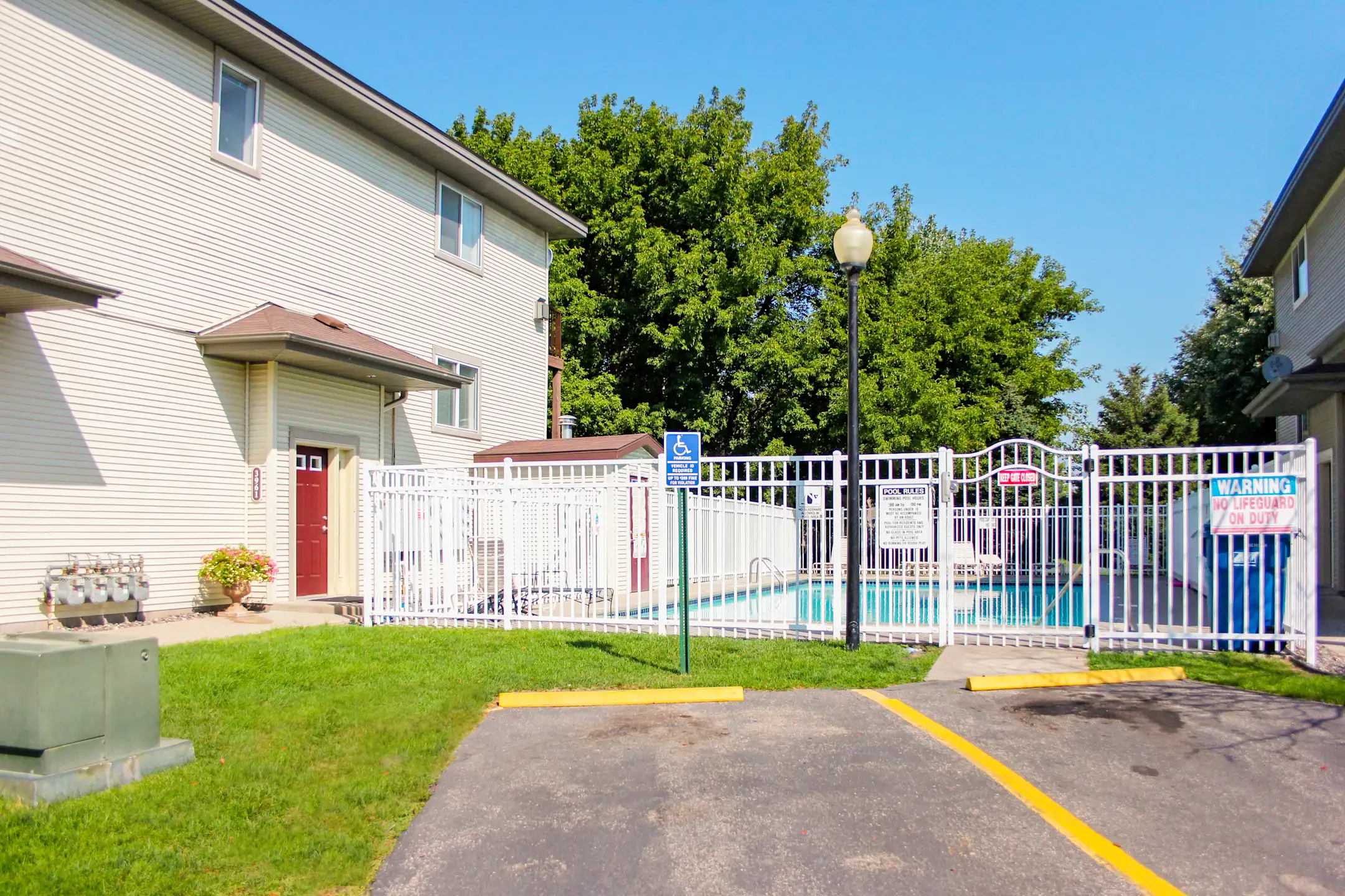 Winfield Townhomes 3950 W 141st St Savage, MN Apartments for Rent