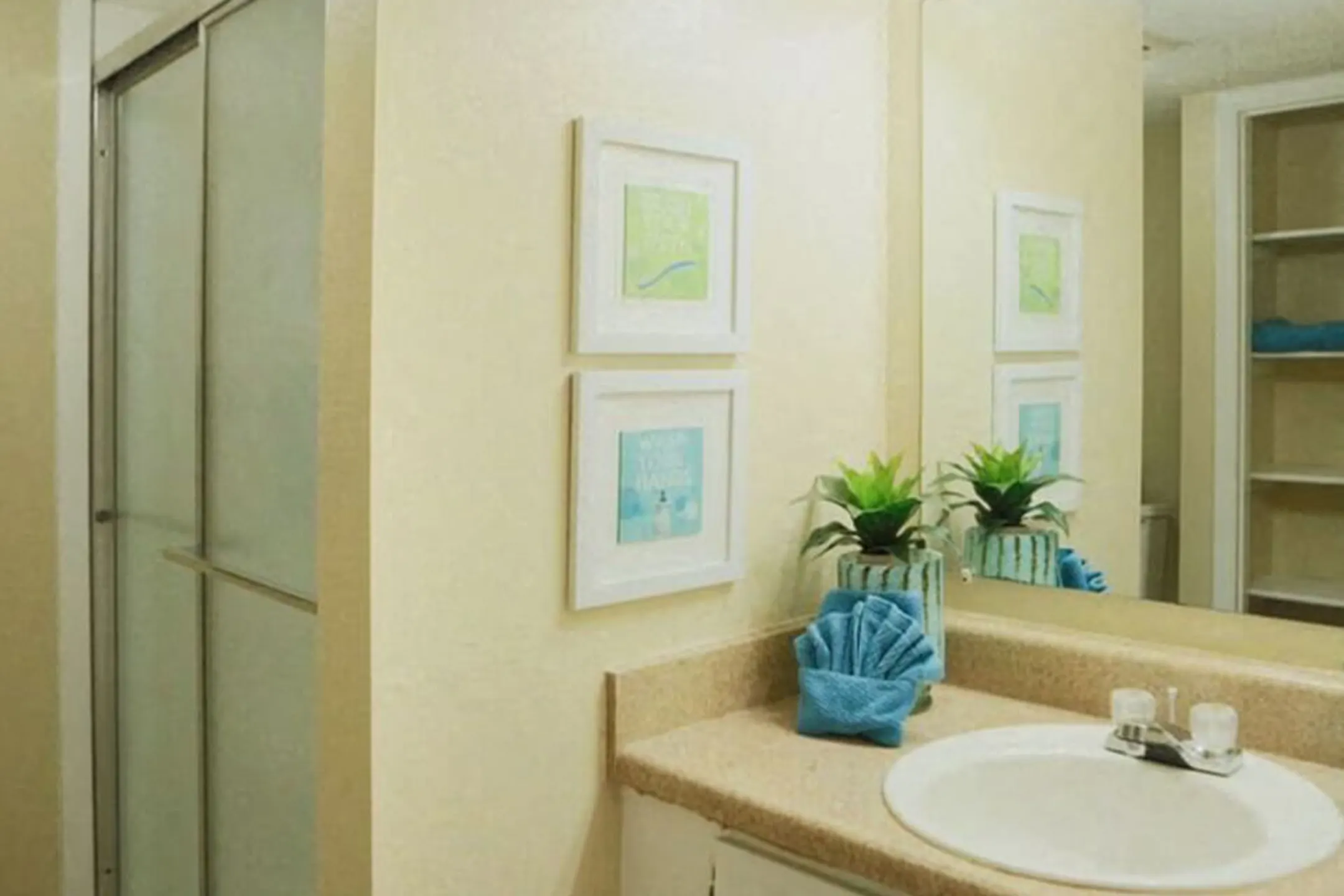 Bathroom - The Berkley Apartments - Little Rock, AR