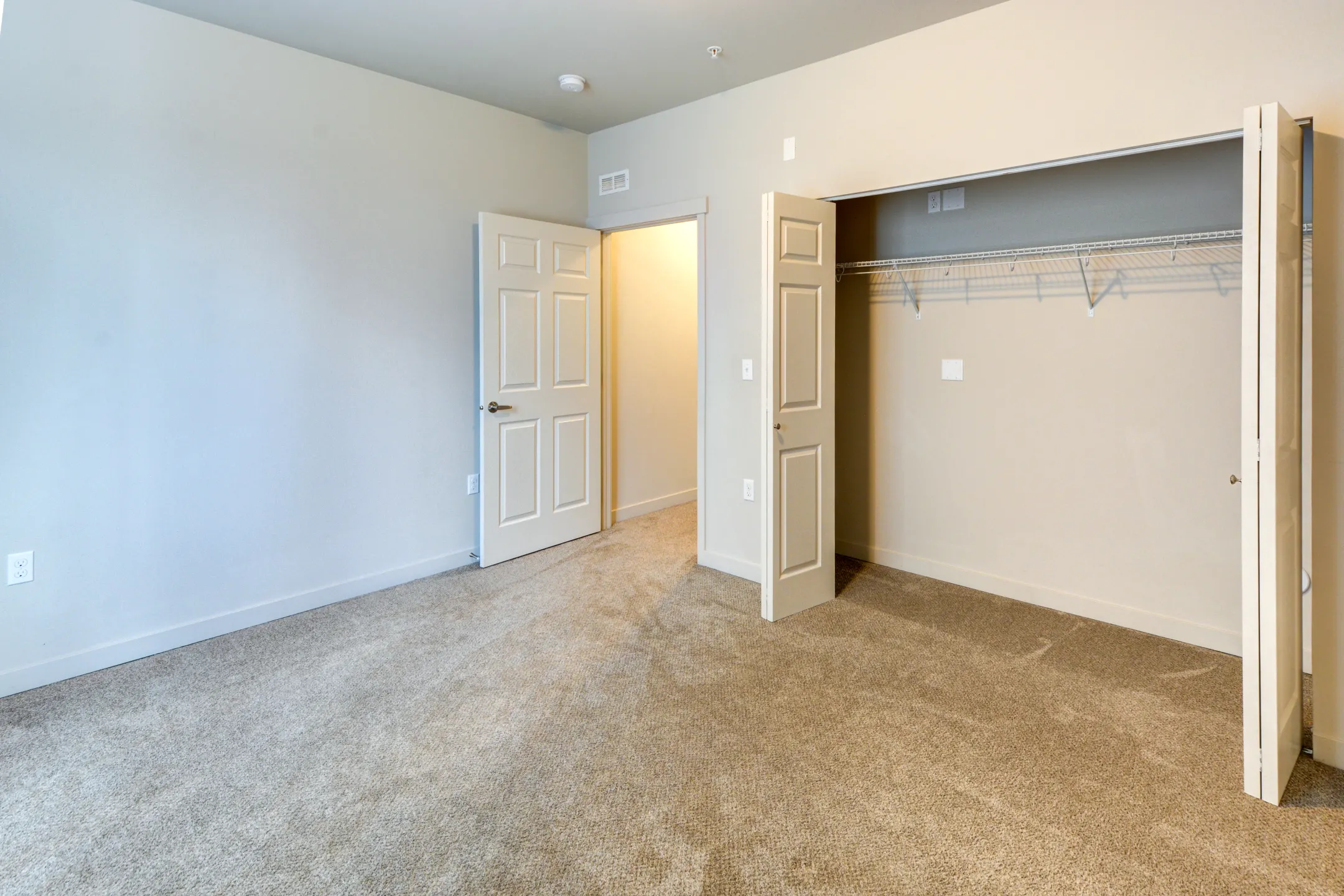 Bedroom - Crown Pointe Apartments - Post Falls, ID