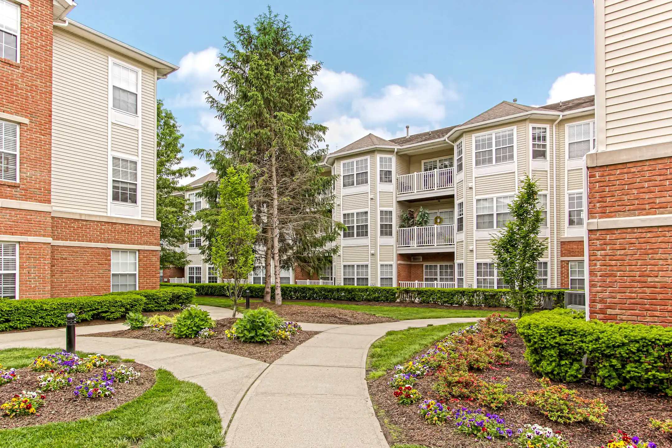 Highlands at Westwood 7101 Cenrose Cir Westwood, NJ Apartments for