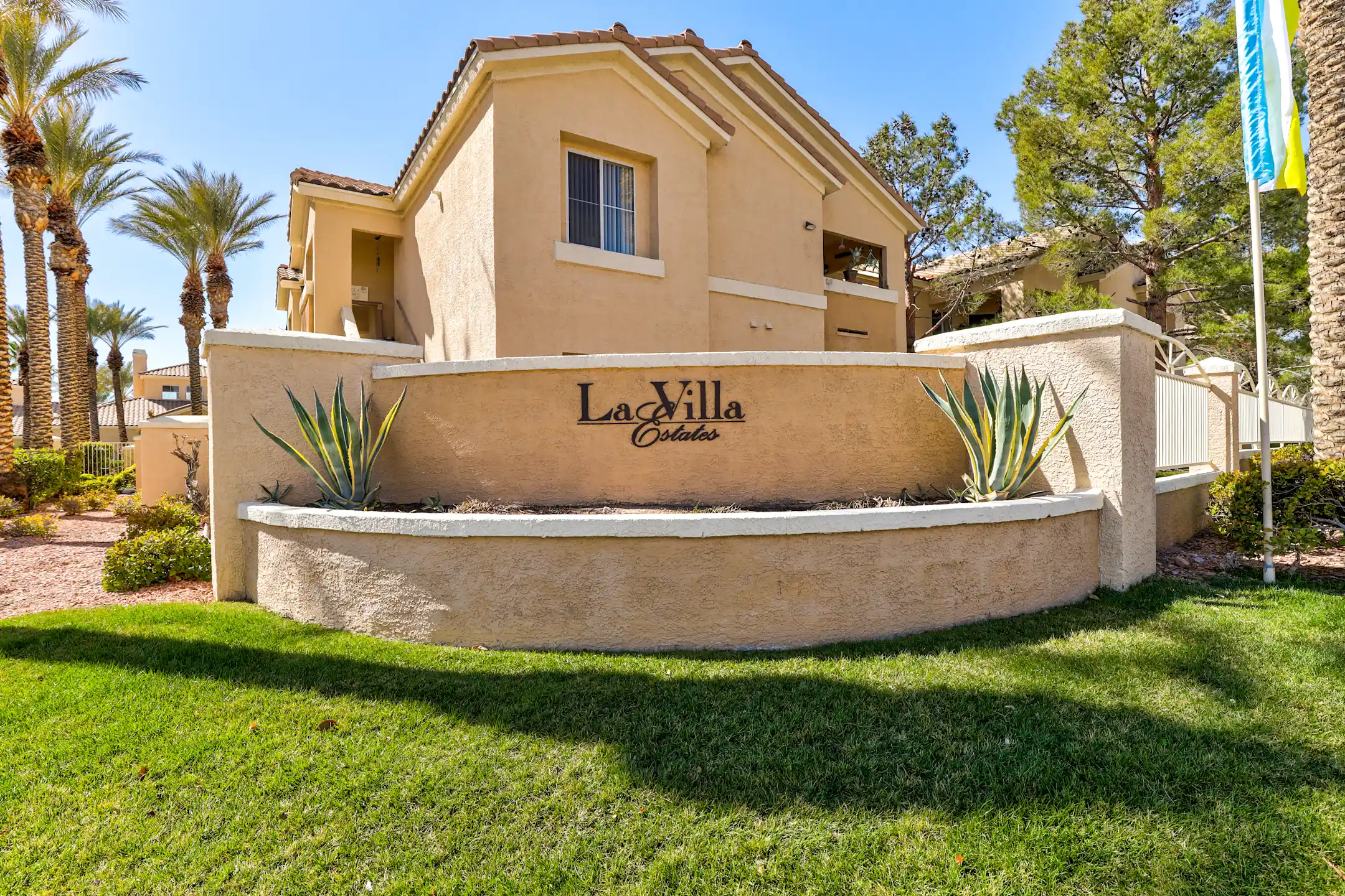 La Villa Estates Apartments Las Vegas, NV 89117