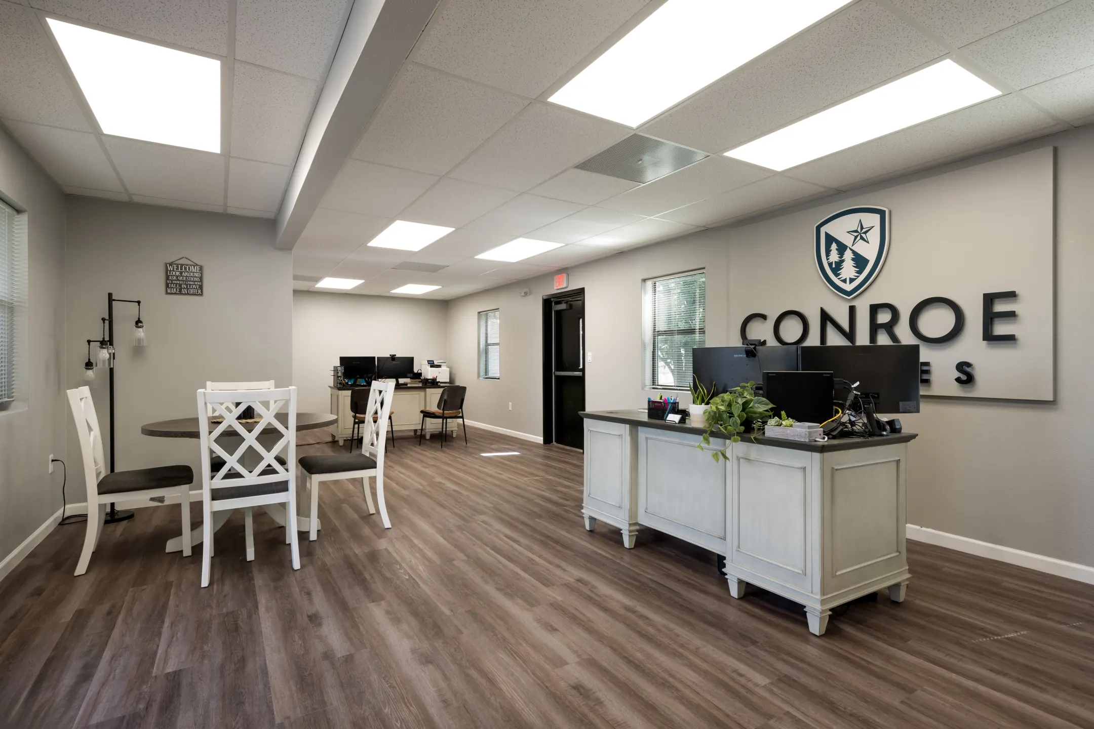 Living Room - Conroe Estates - Conroe, TX