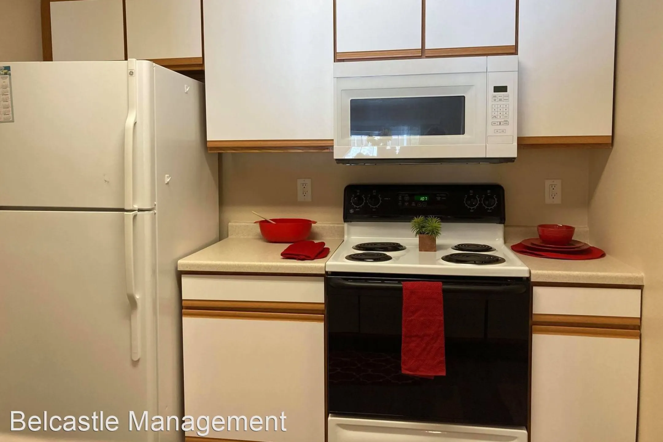 Kitchen - Boulder Apartments - Bismarck, ND