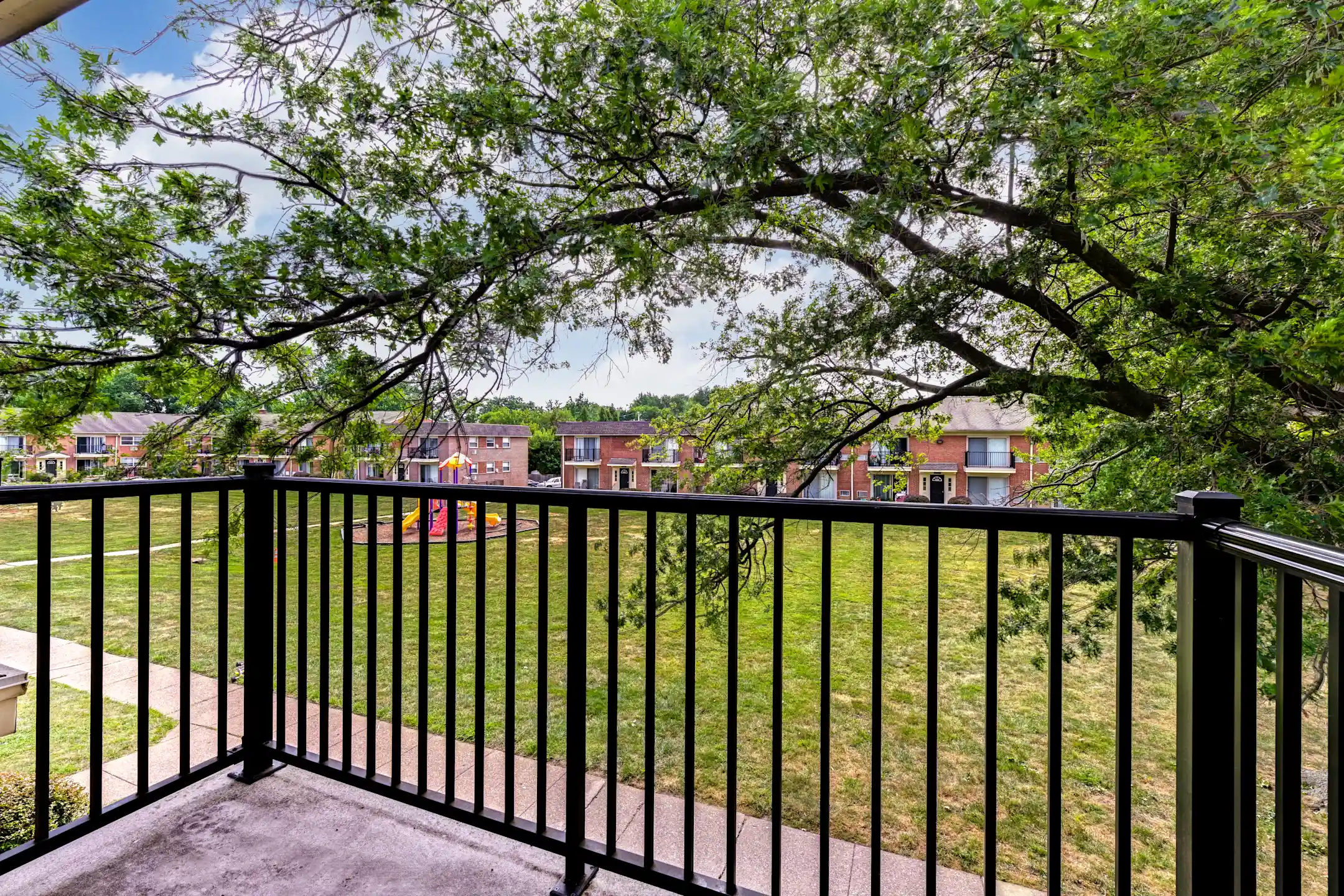 New Orleans Park Apartments Secane, PA 19018