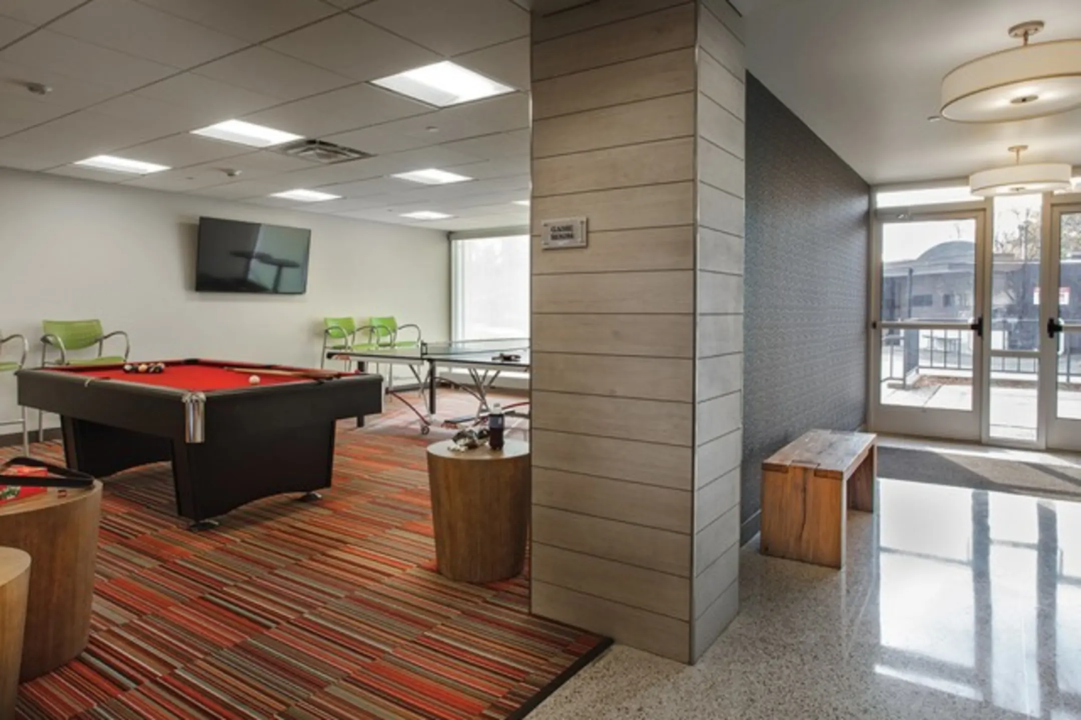 Regent Apartments 1402 Regent St Madison, WI Apartments for Rent