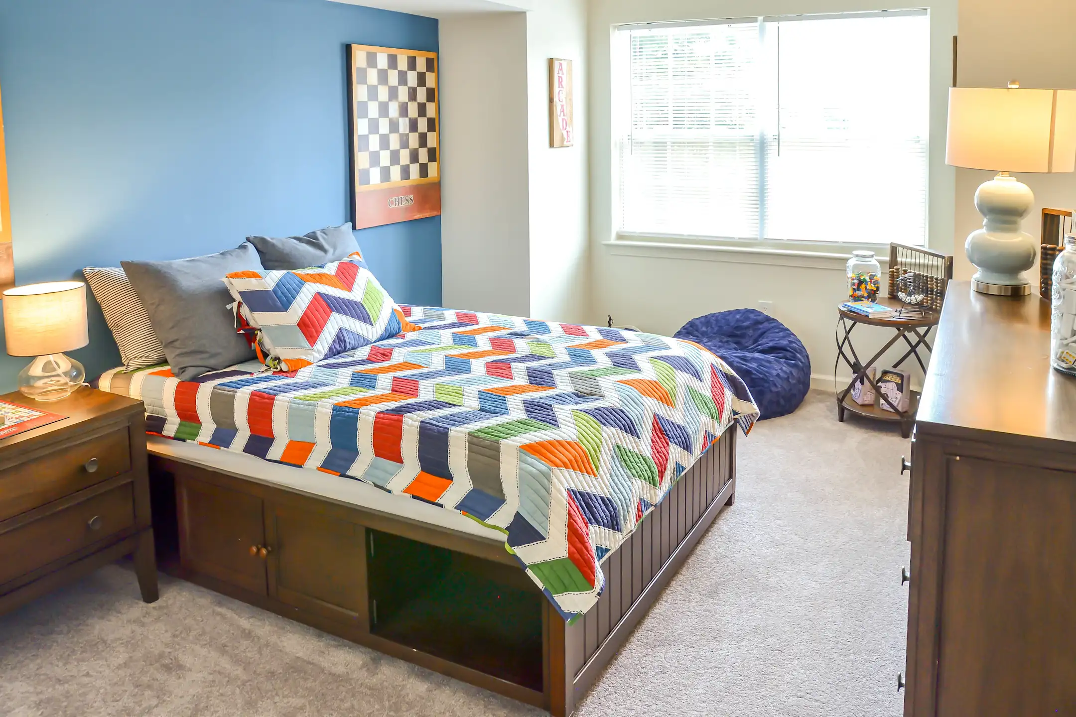 Woodbridge Center Plaza Apartments Woodbridge, NJ 07095