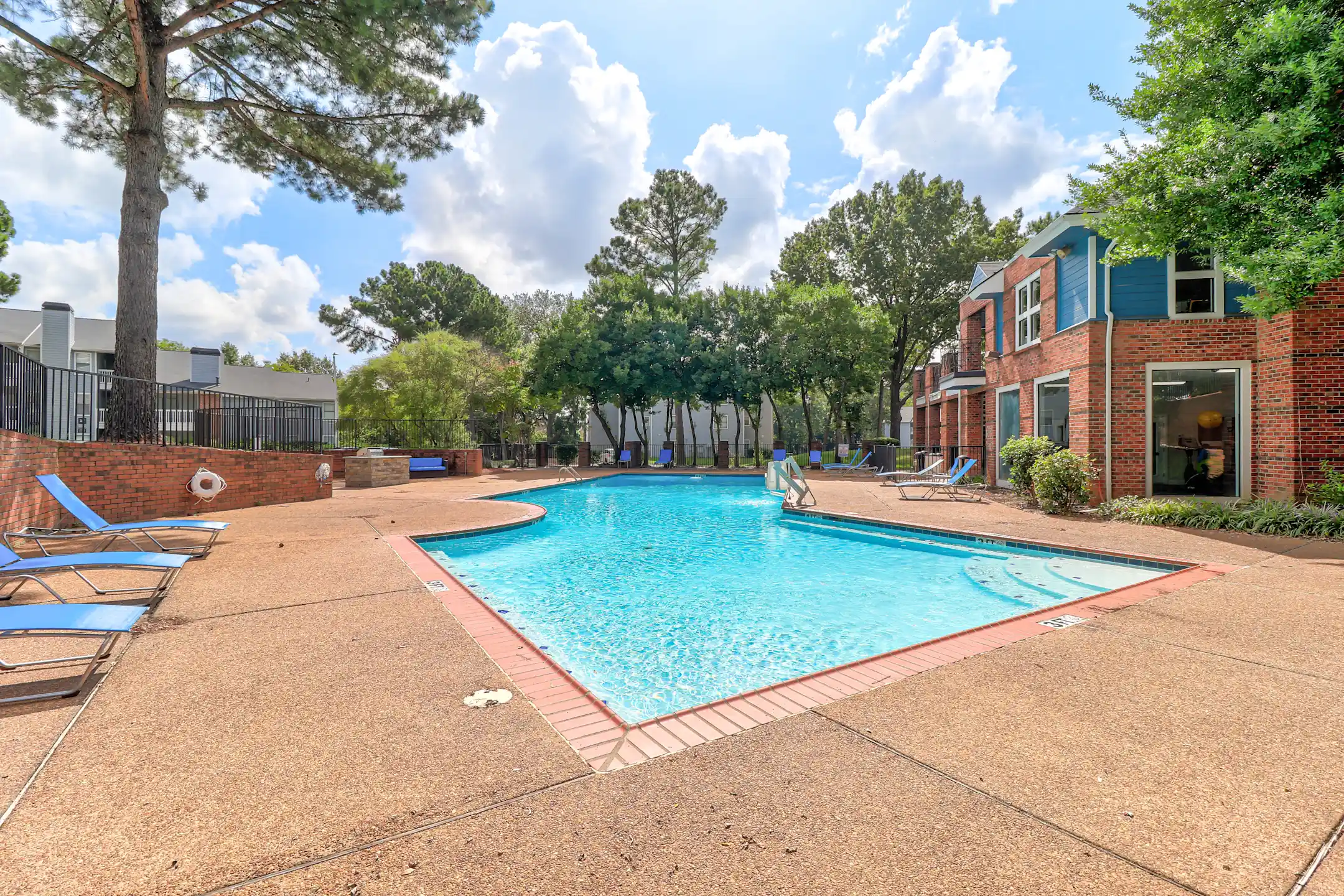 Hickory Grove Apartments Memphis, TN 38115