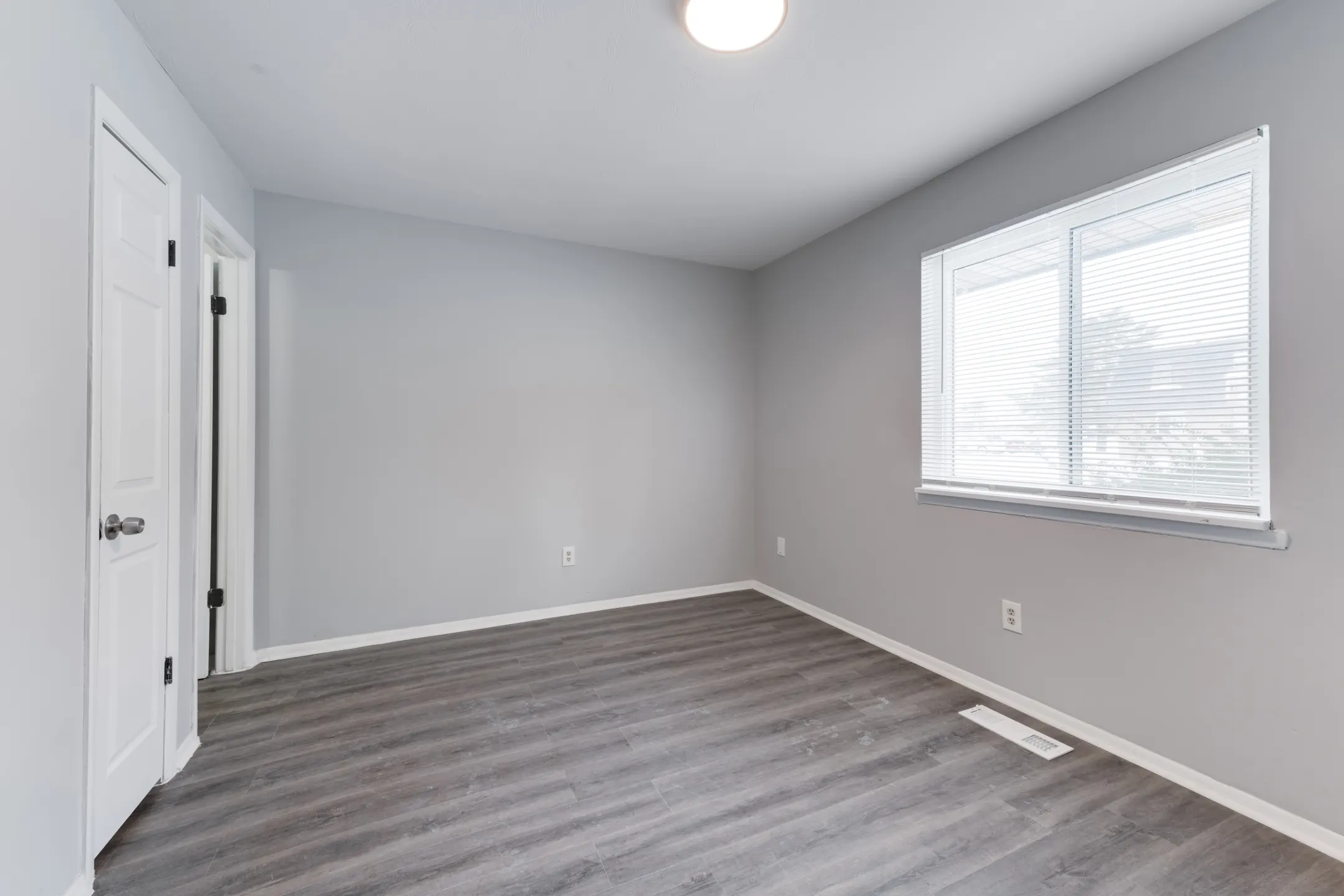 The Grove Grove Park Apartments Lansing, MI 48911