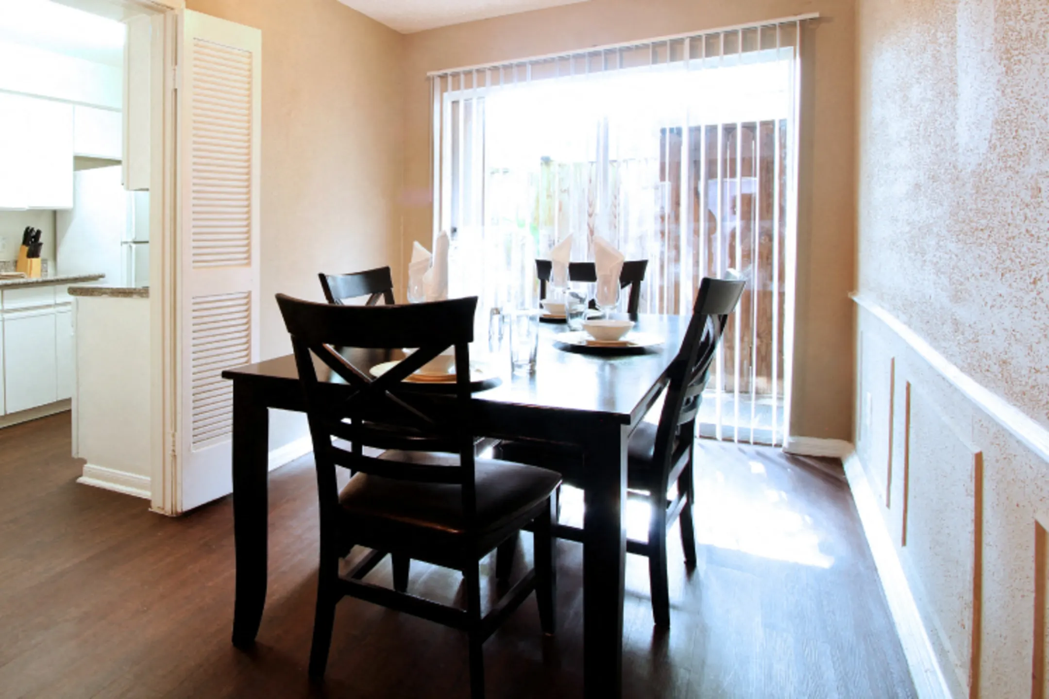 Briarwood Apartments 2520 Winrock Blvd Houston, TX Apartments for