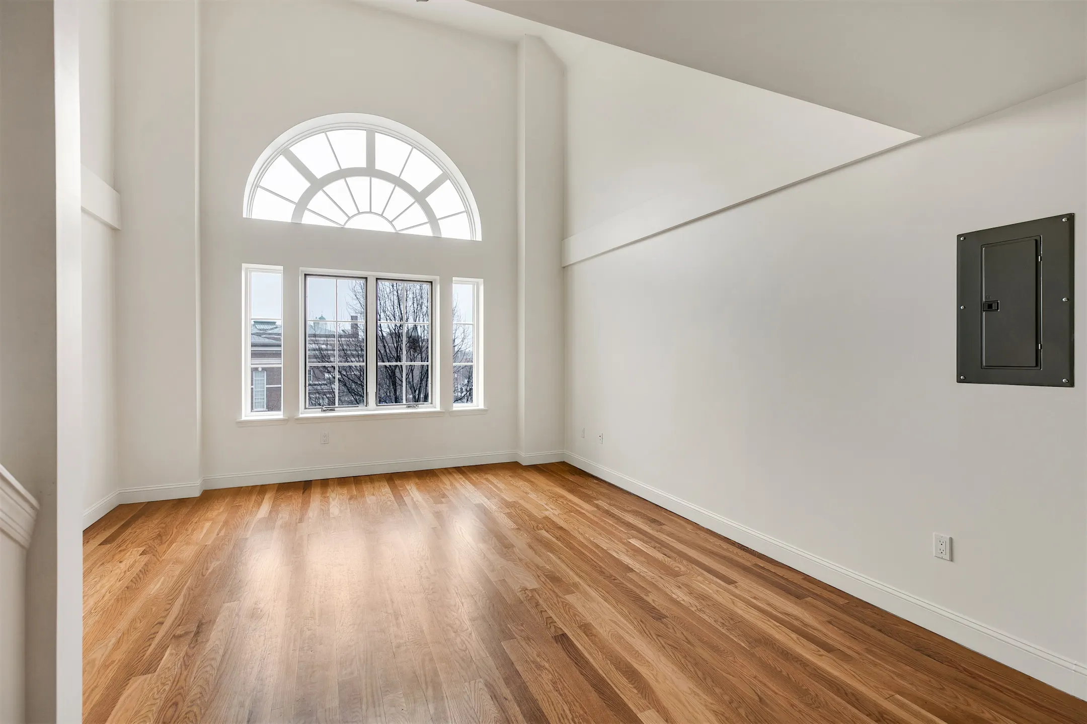 Living Room - 27 Western Ave - Albany, NY