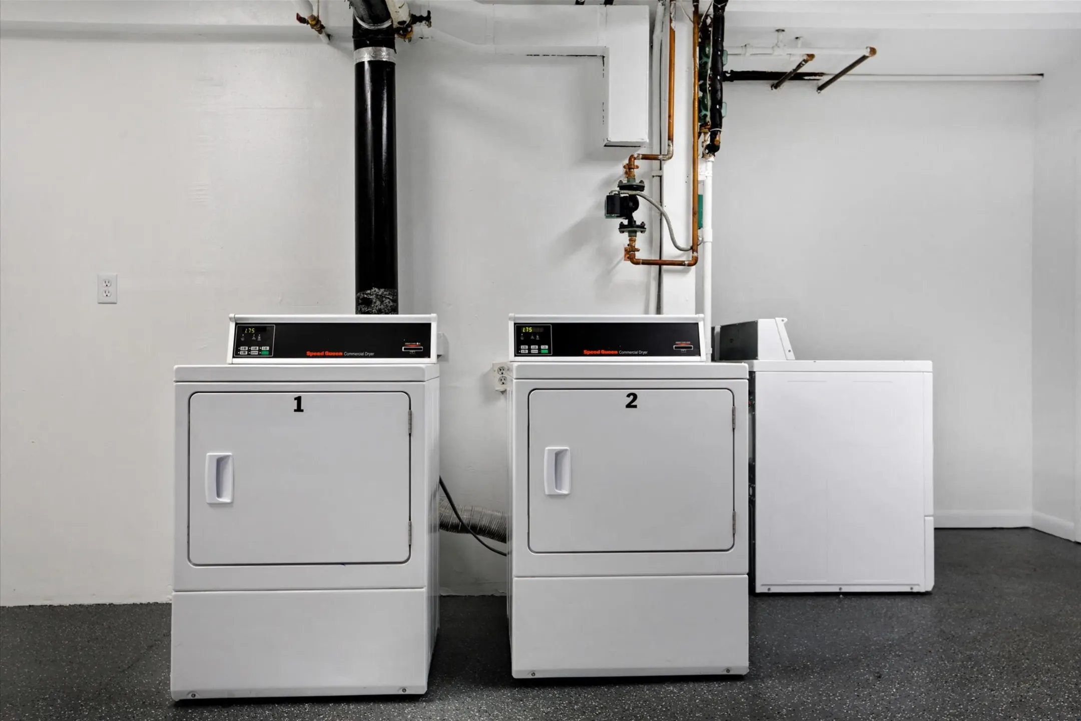 Francis Crossing Apartment Homes Apartments Randolph, MA 02368