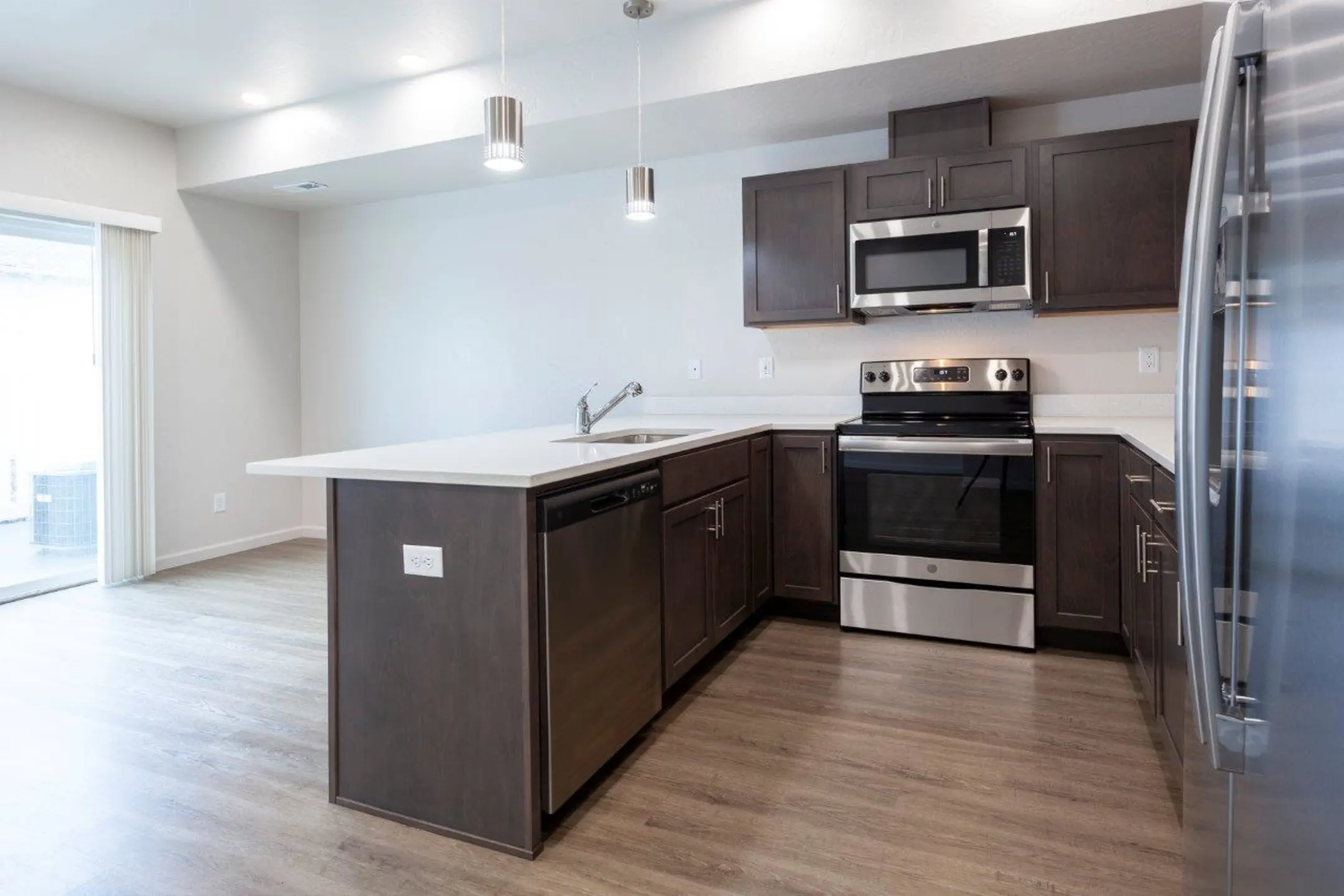 Kitchen - Prairie Pointe Apartments and Townhomes - Coeur D Alene, ID