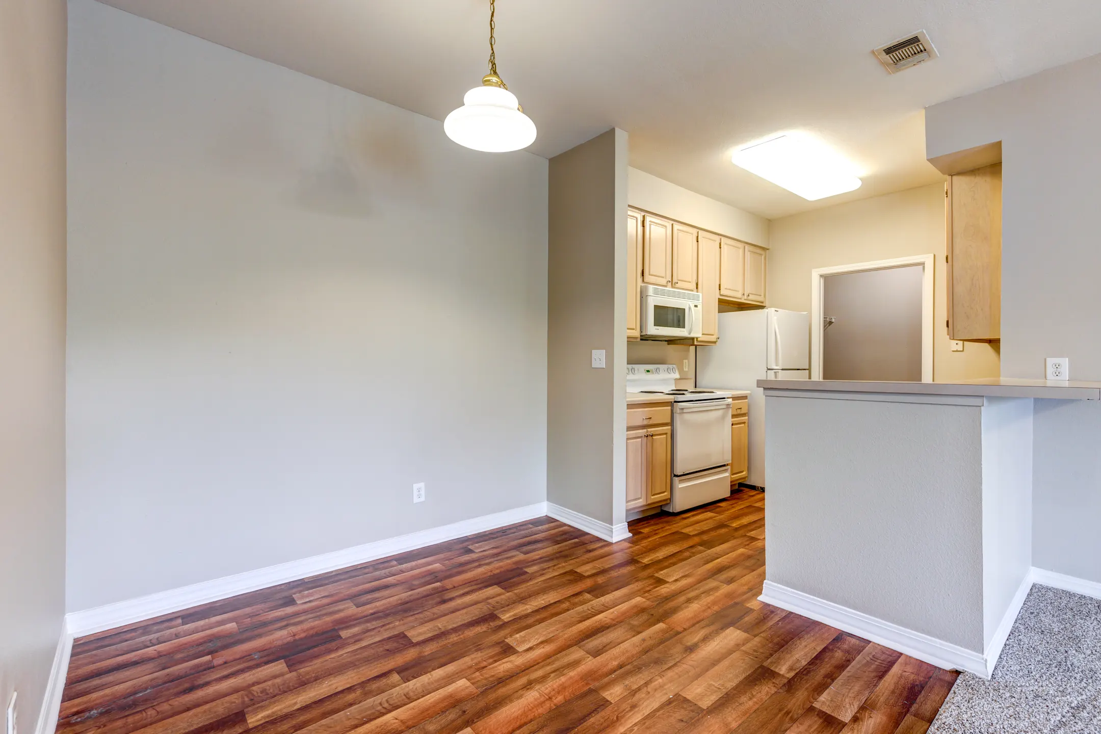 Cypress Lake Apartments Biloxi, MS 39532