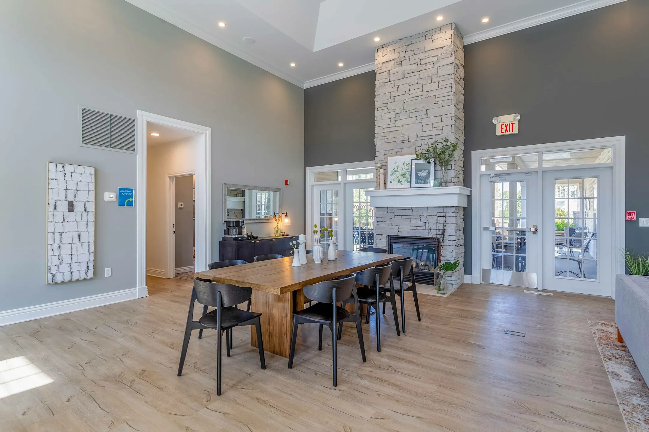Dining Room - Woodbury Park at City Centre - Saint Paul, MN