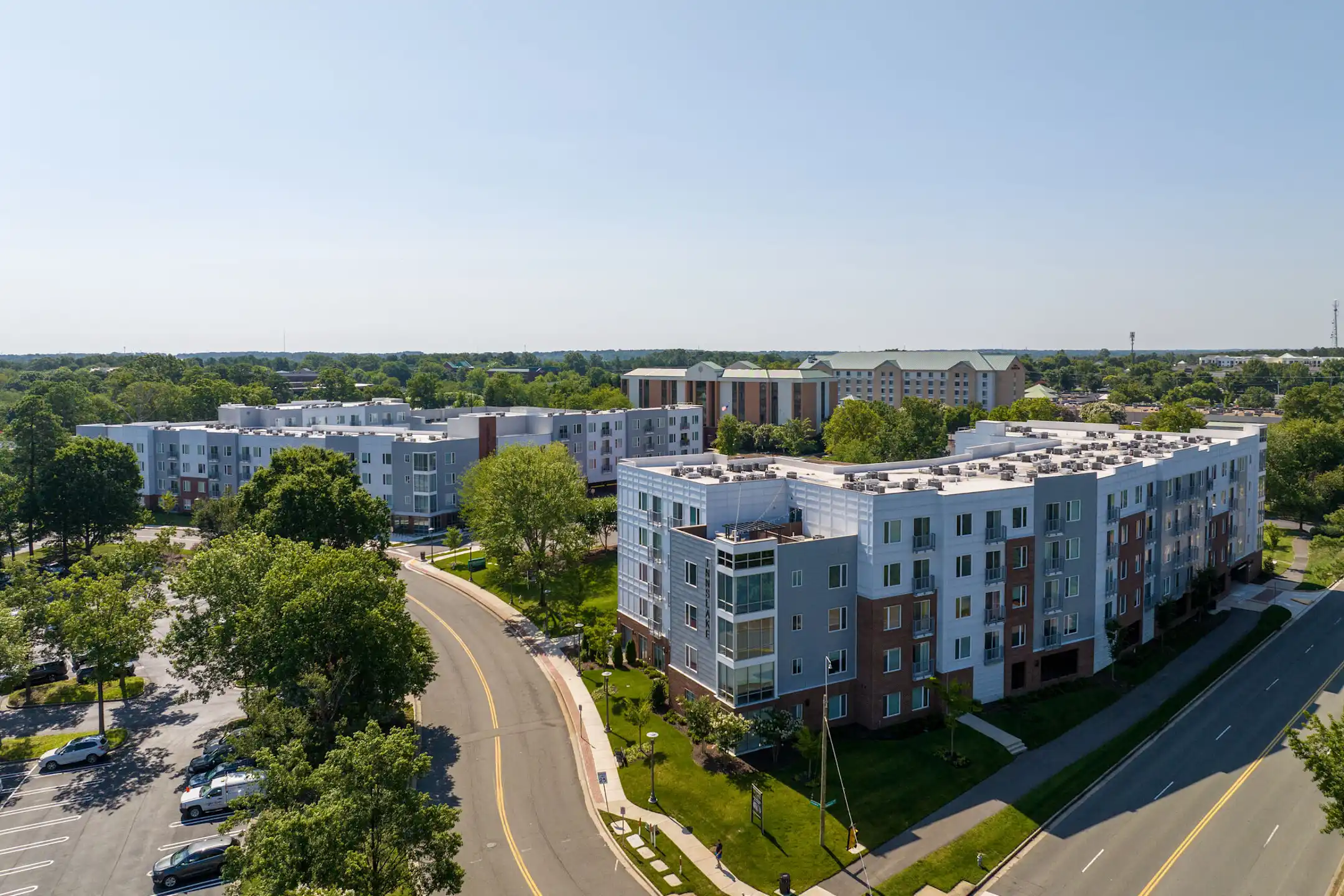 Innslake Apartments
