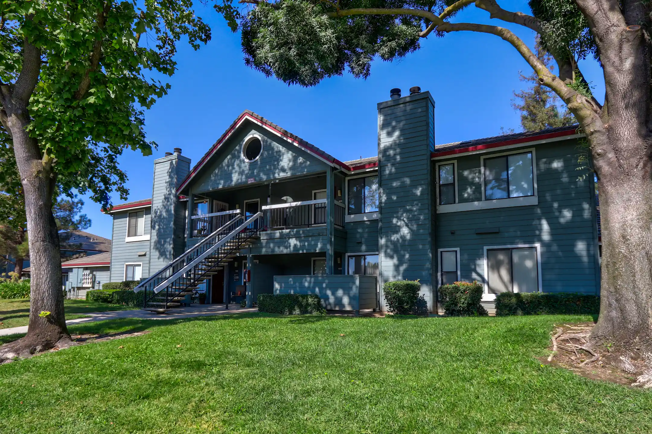 Lakeshore Meadows Apartments Lodi, CA 95242