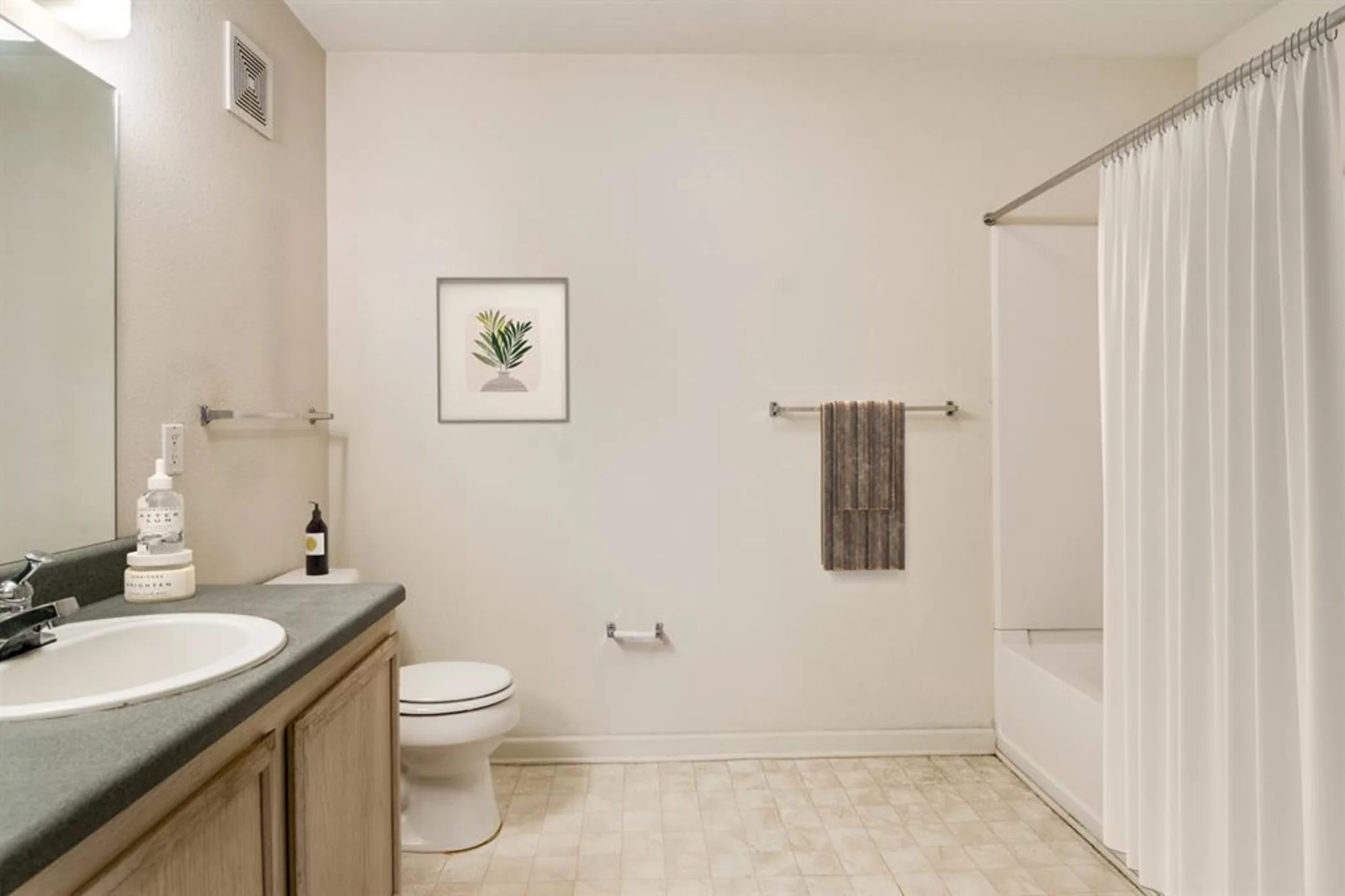 Cardinal Pointe Apartments 1711 Wallick Ln Rock Hill, SC for Rent