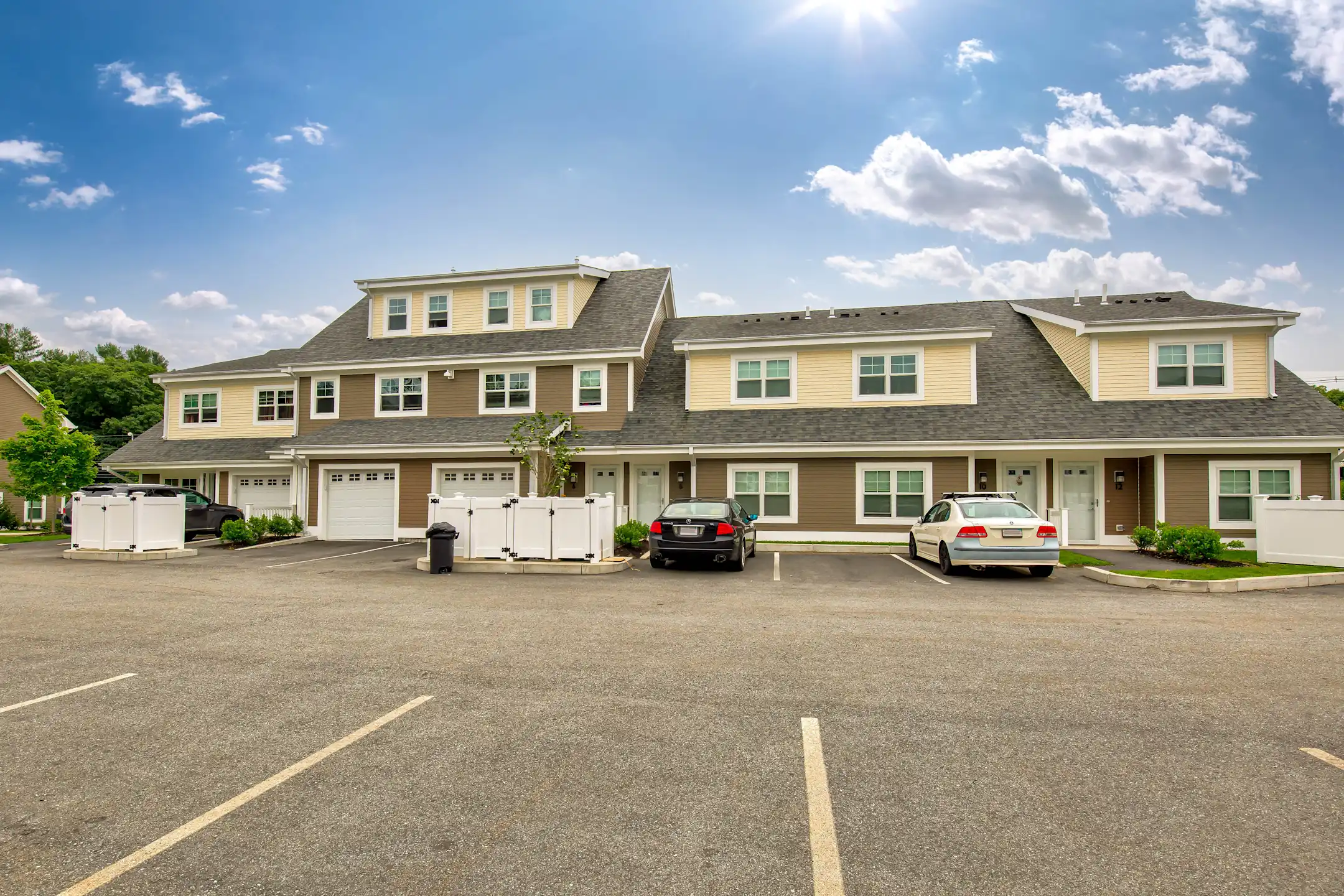 Chelmsford Woods Residences 261 Littleton Rd Chelmsford, MA