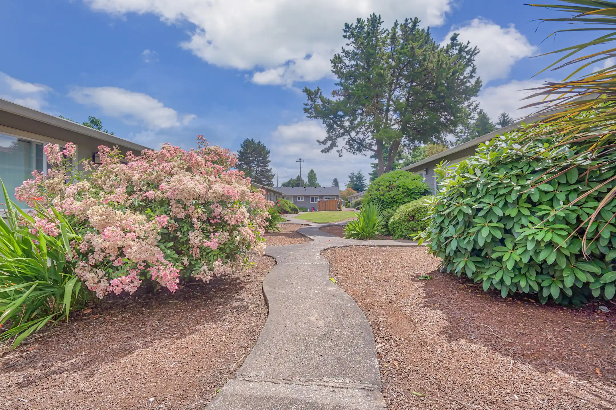 Harrison Square Apartments Portland, OR 97203